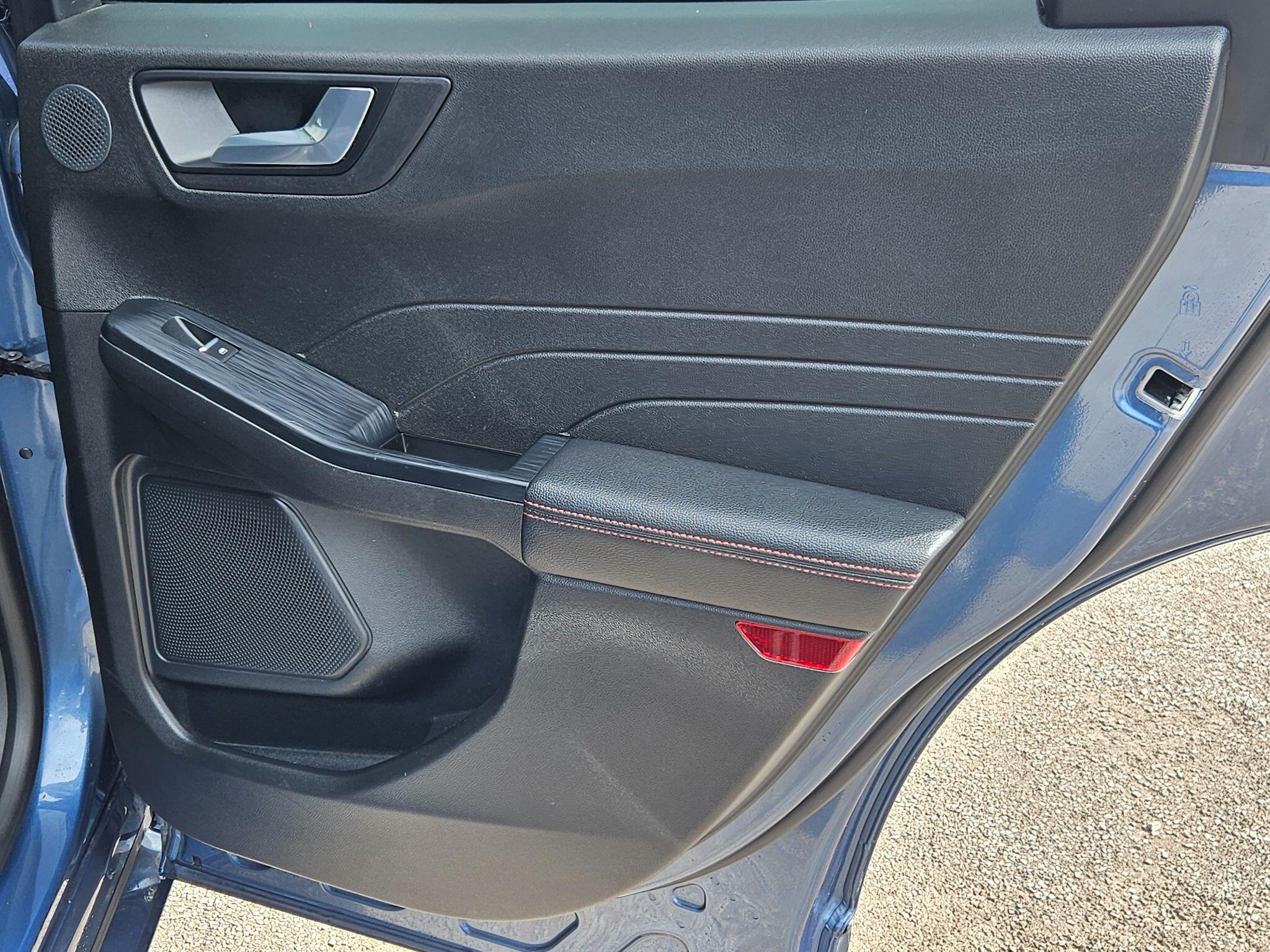 2022 Ford Kuga image 53