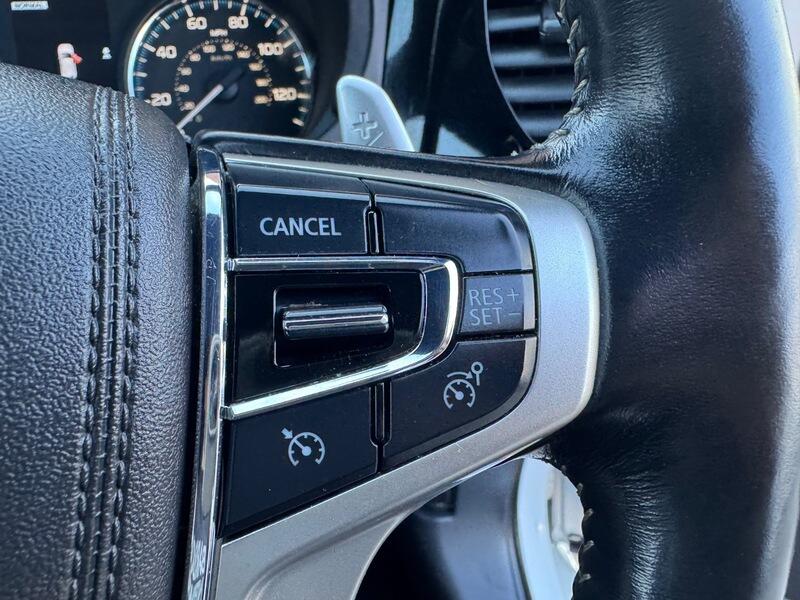 Mitsubishi Outlander view 31