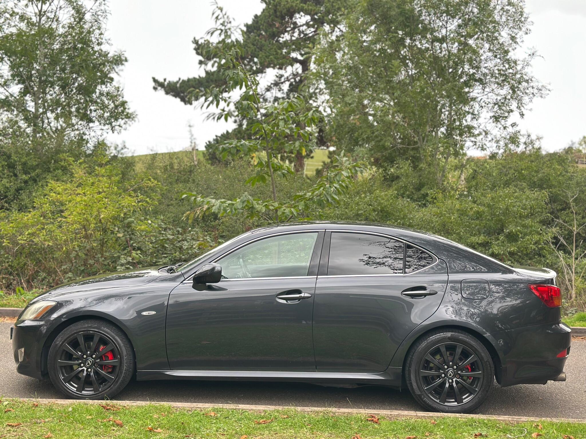 2008 Lexus IS image 3