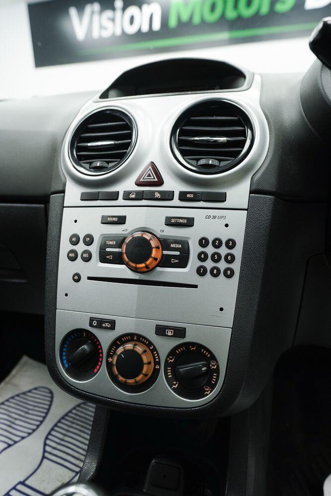 Vauxhall Corsa view 21