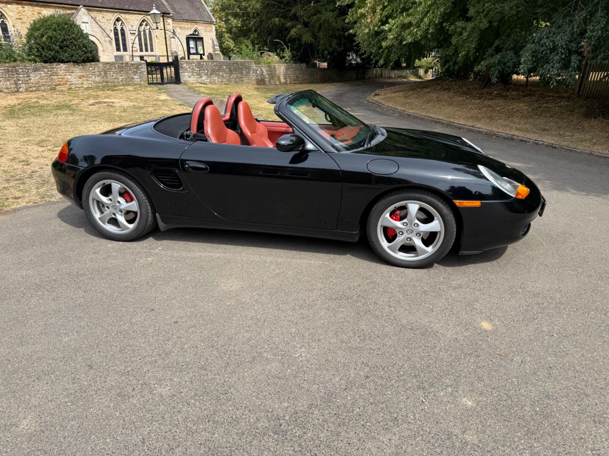 Porsche Boxster 2.7 986 2dr — photo 24 of 86