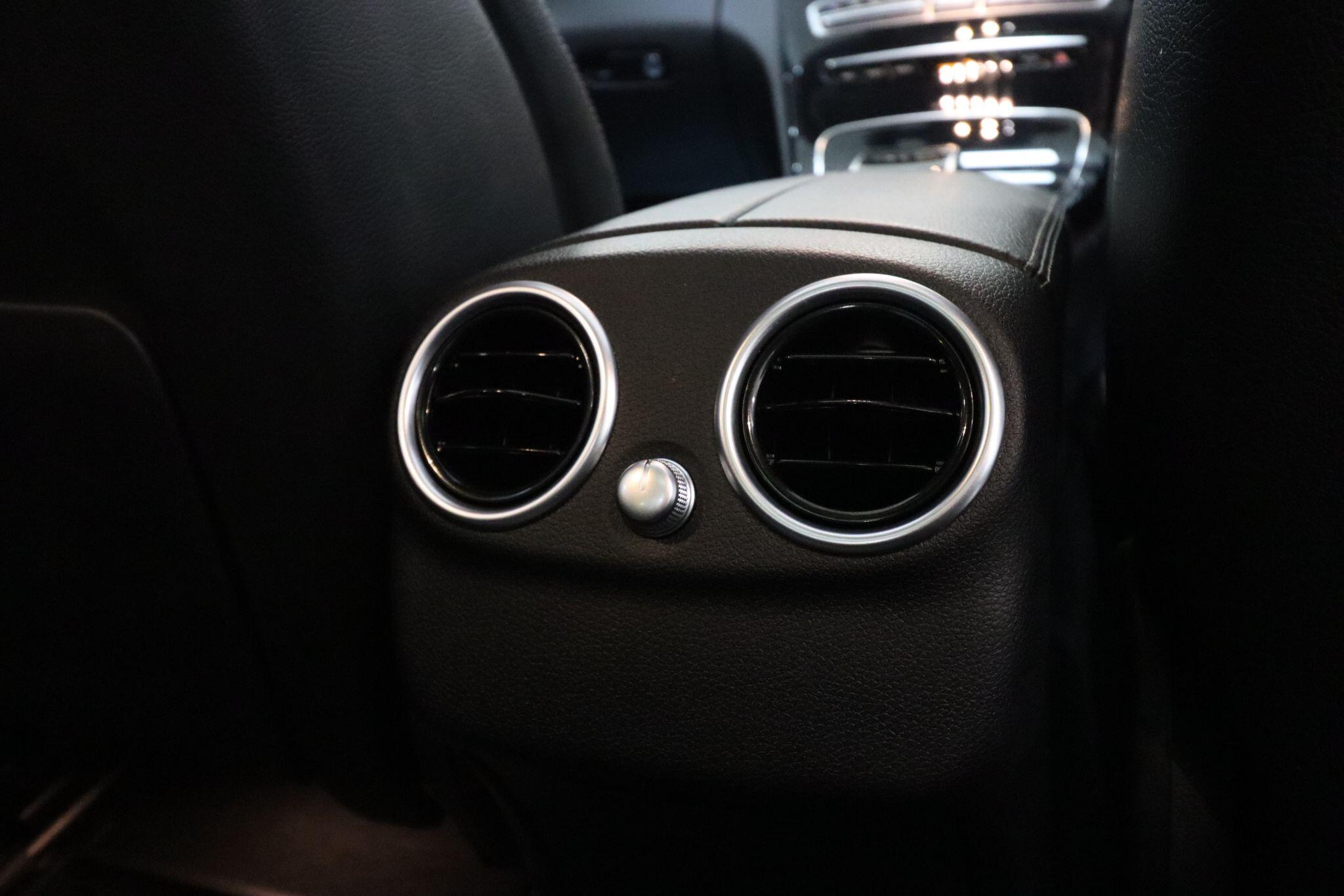 Mercedes-Benz C Class view 45