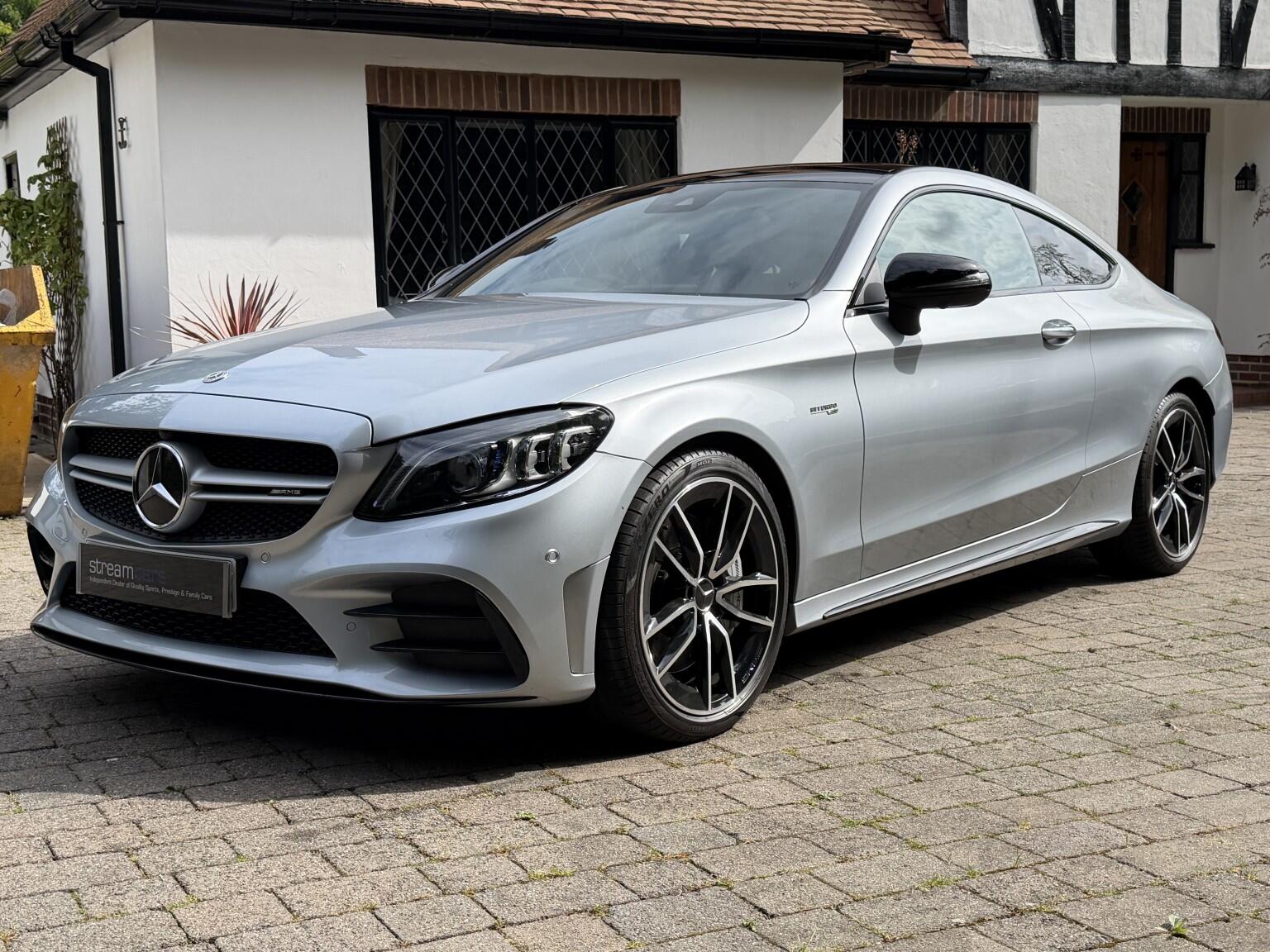 Mercedes-Benz C-Class view 3