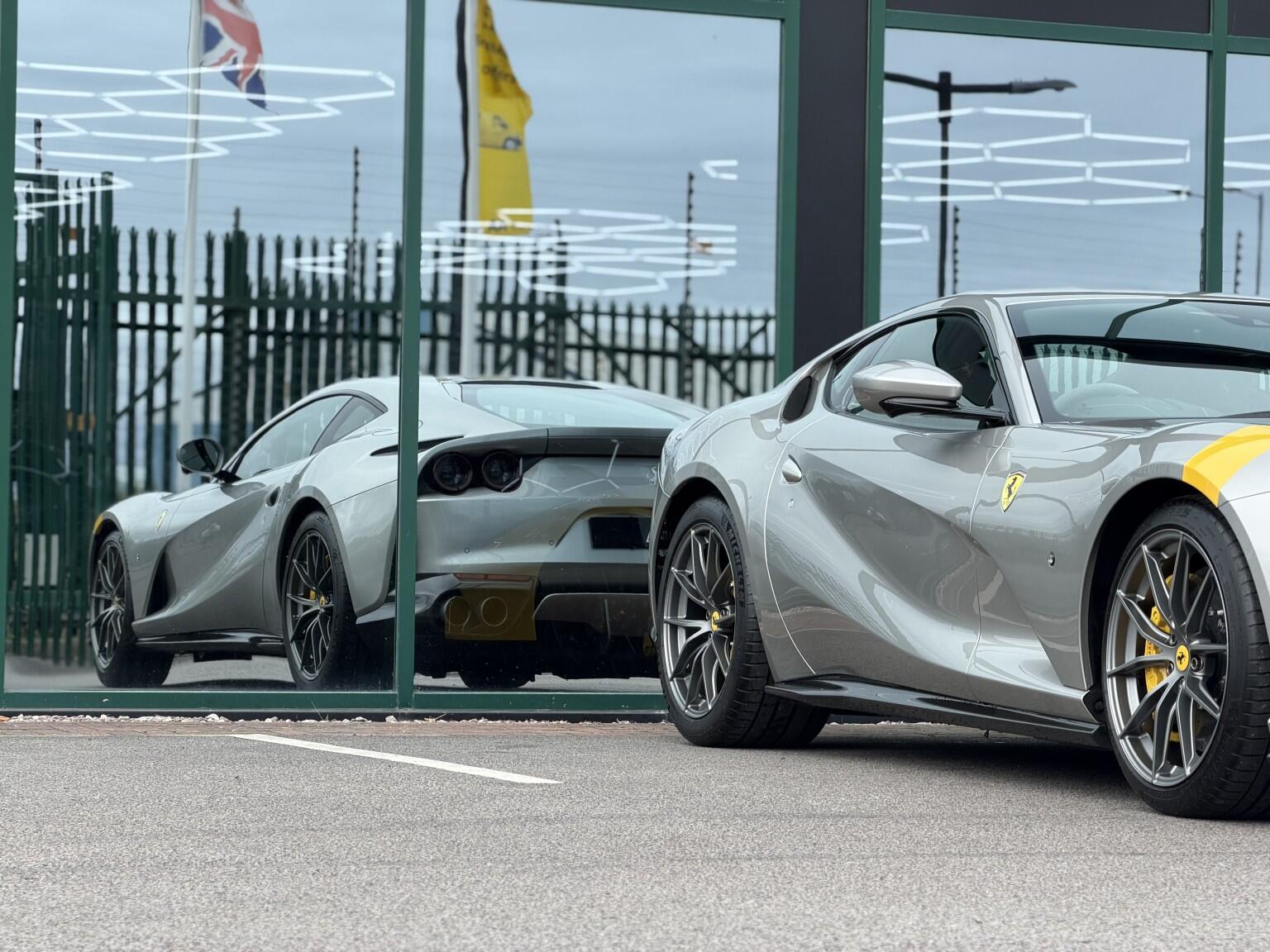 Ferrari 812 view 18