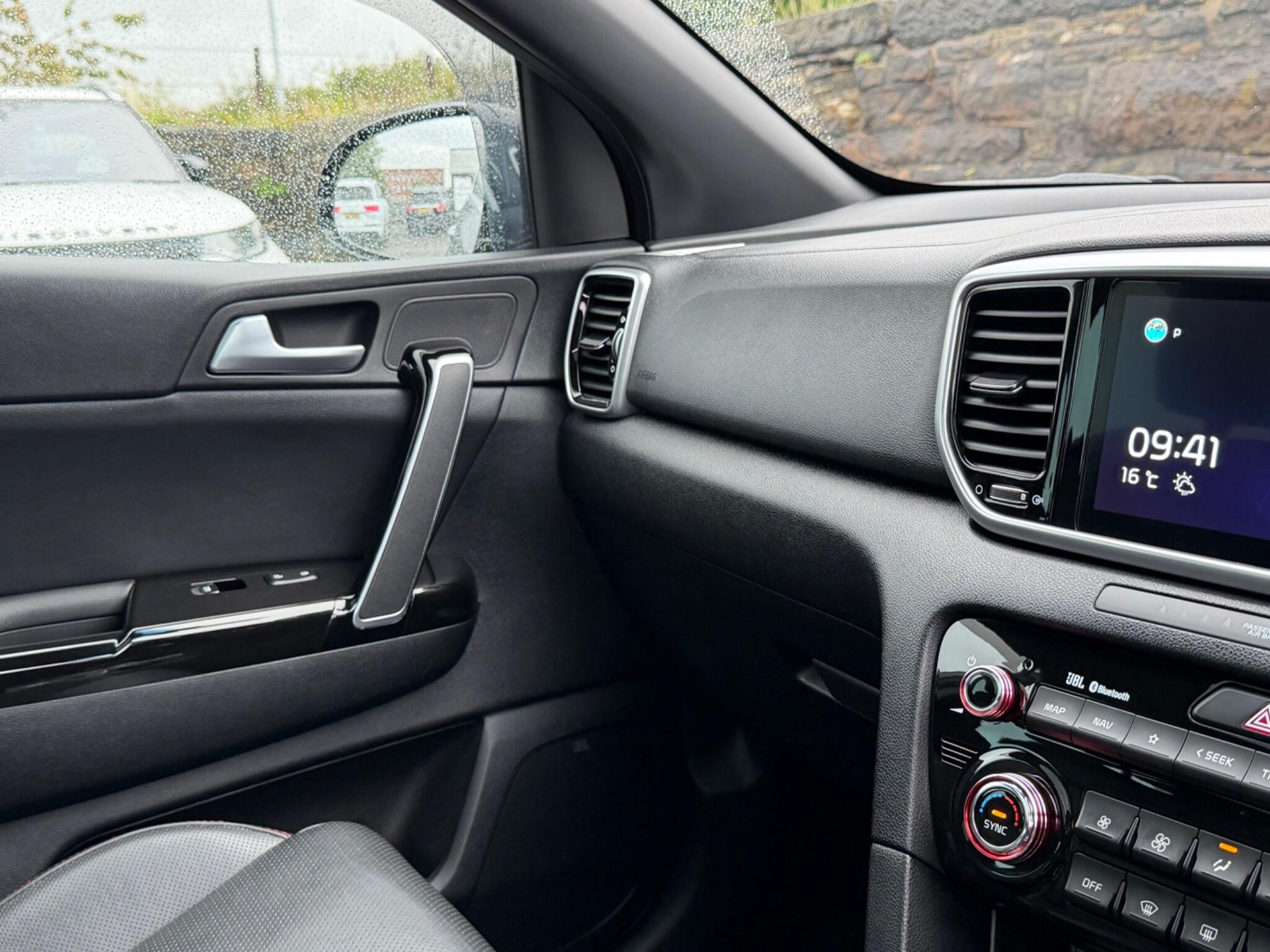 Kia Sportage view 55