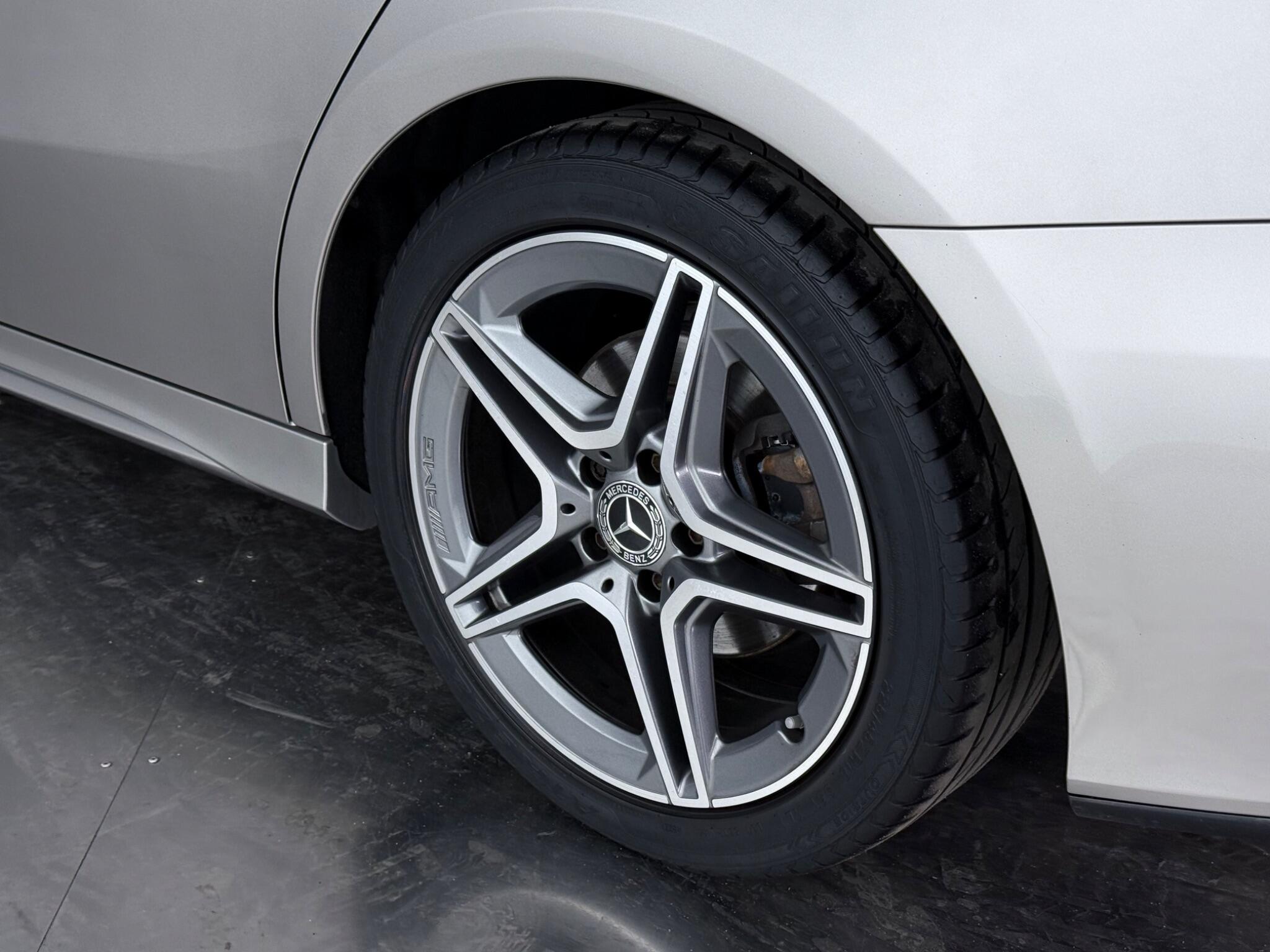 Mercedes-Benz A-Class view 9