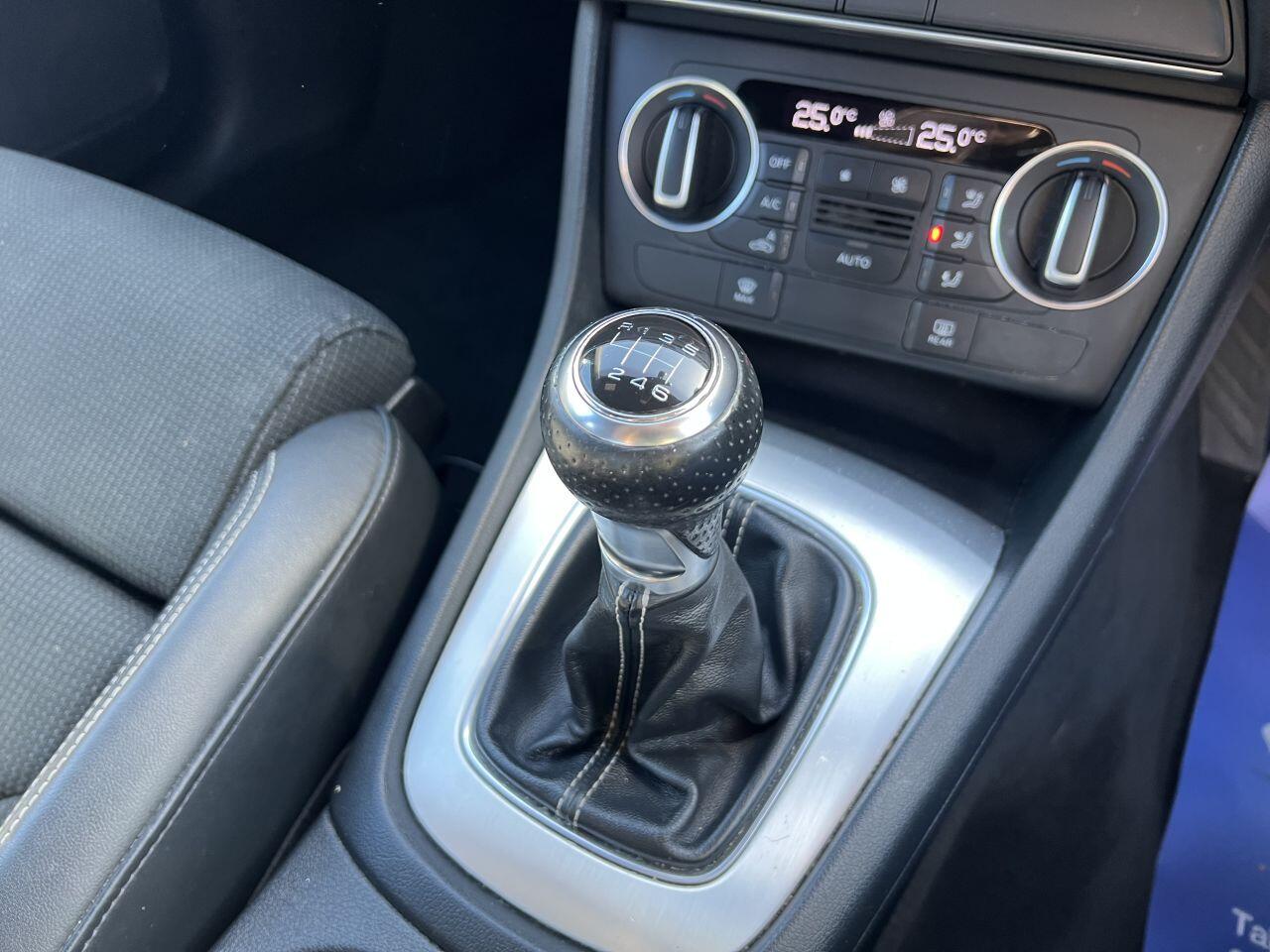 Audi Q3 view 33