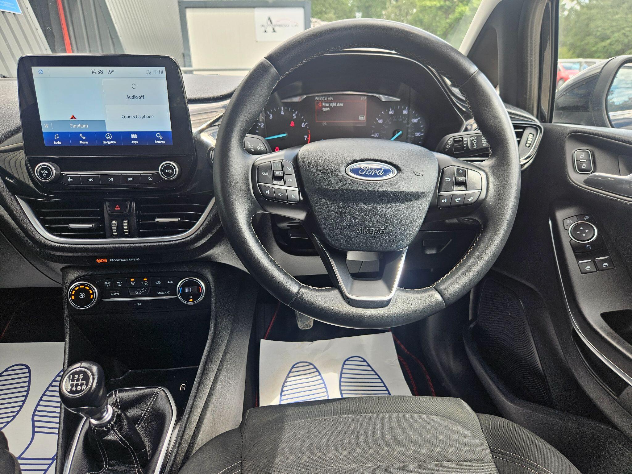 2019 Ford Fiesta image 20