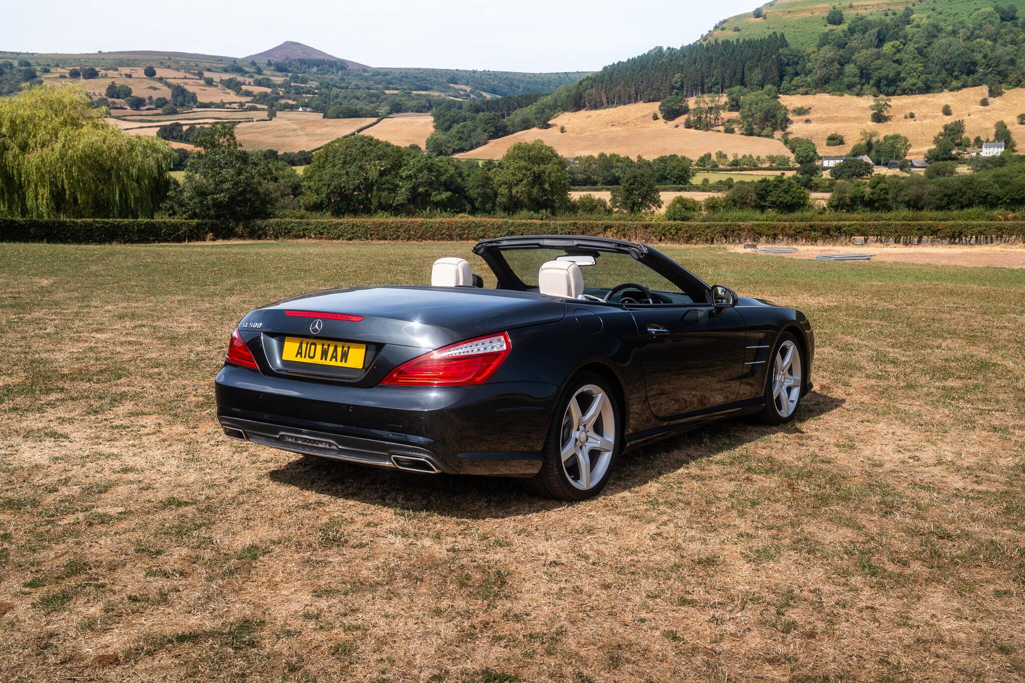 Mercedes-Benz SL view 5