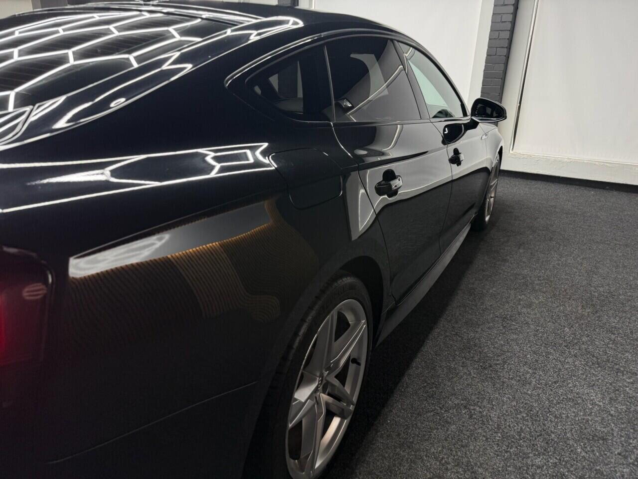 Audi A5 view 13