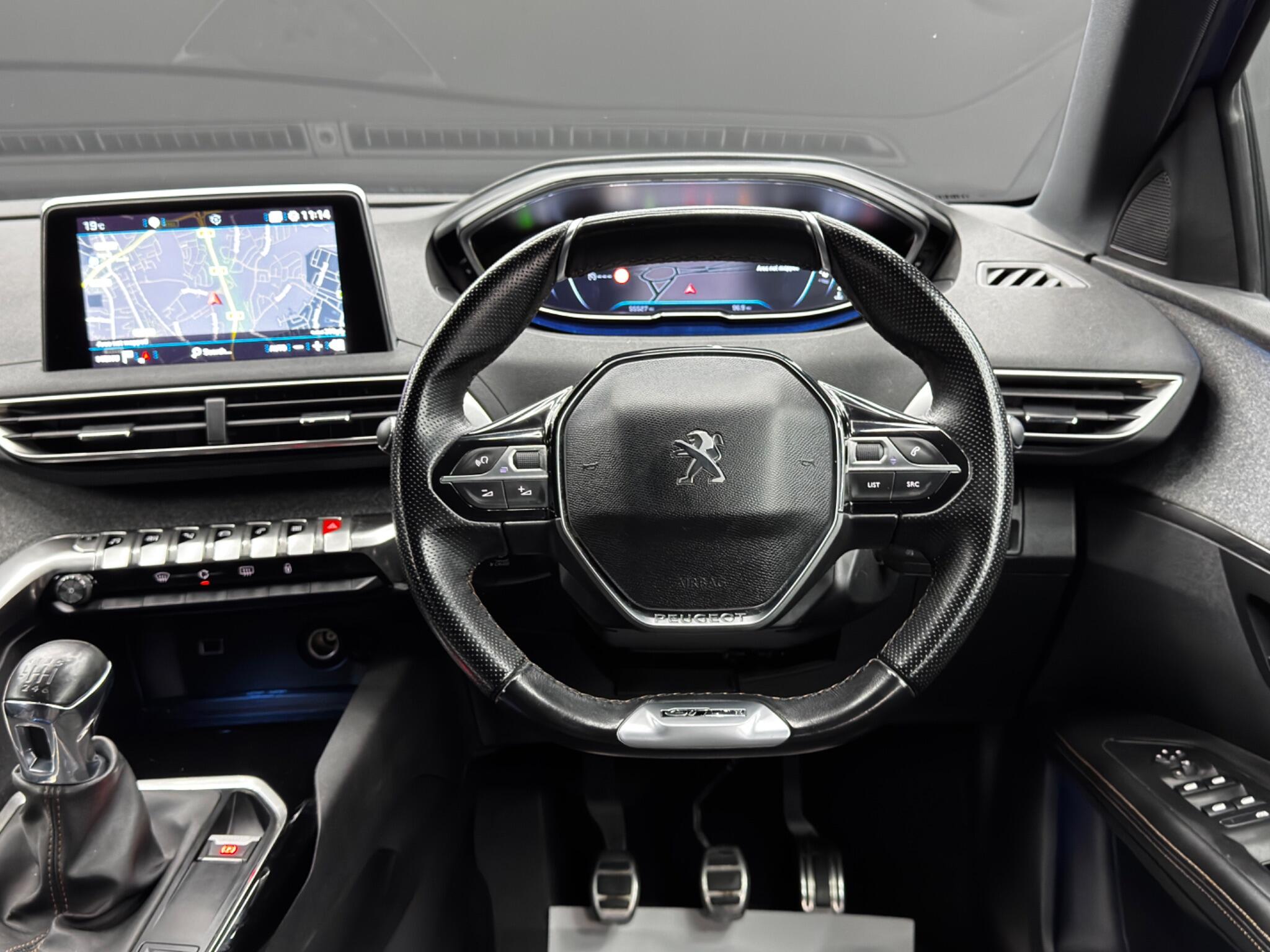 Peugeot 3008 view 18