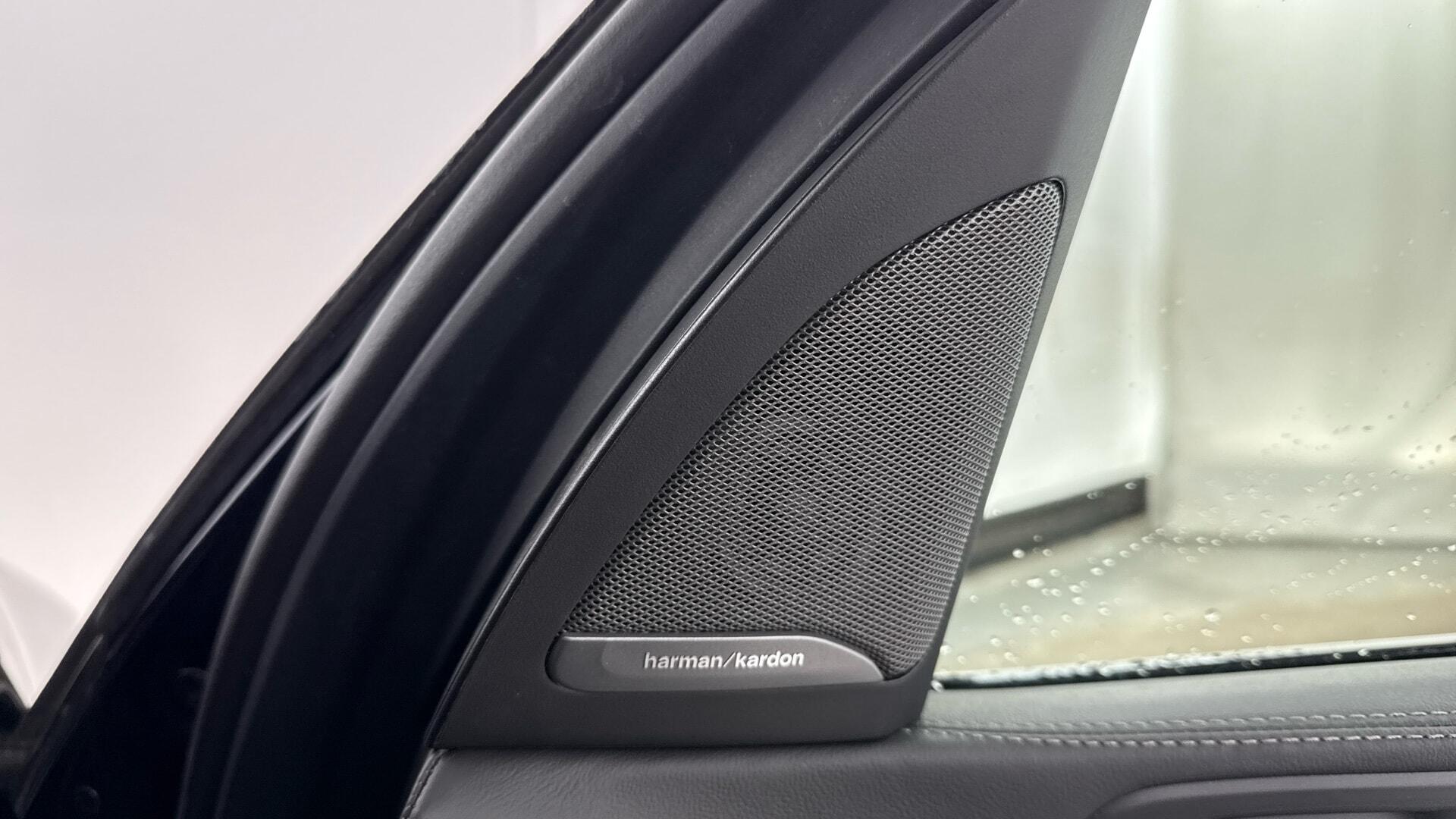 BMW X5 view 21