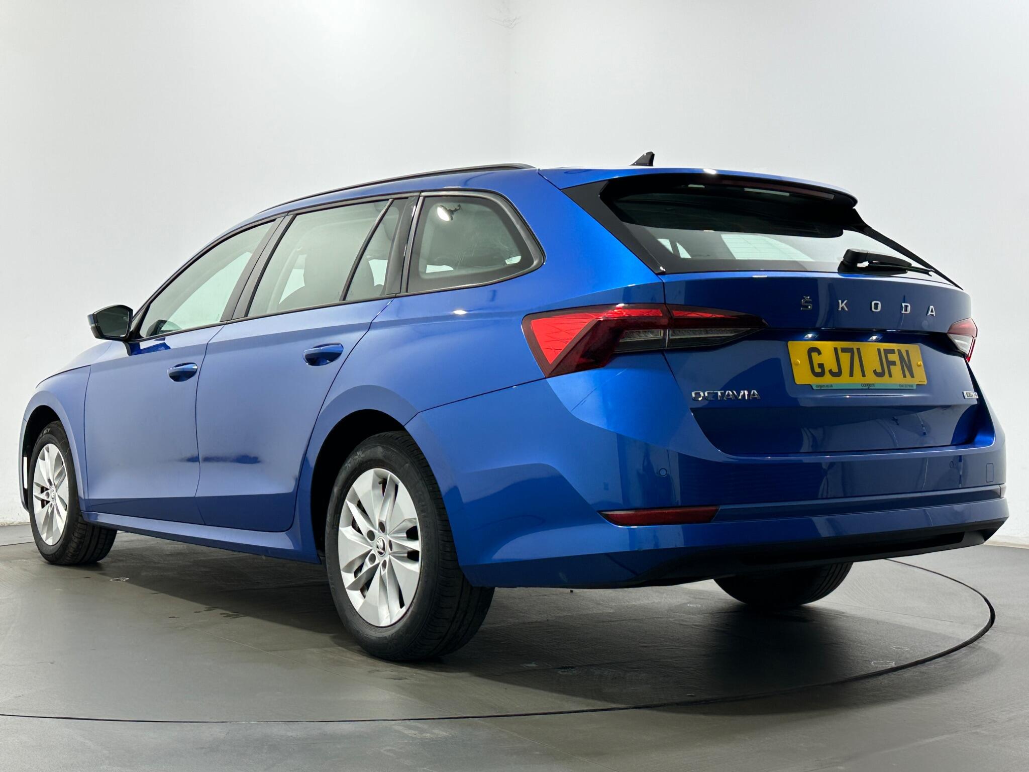 Skoda Octavia view 47