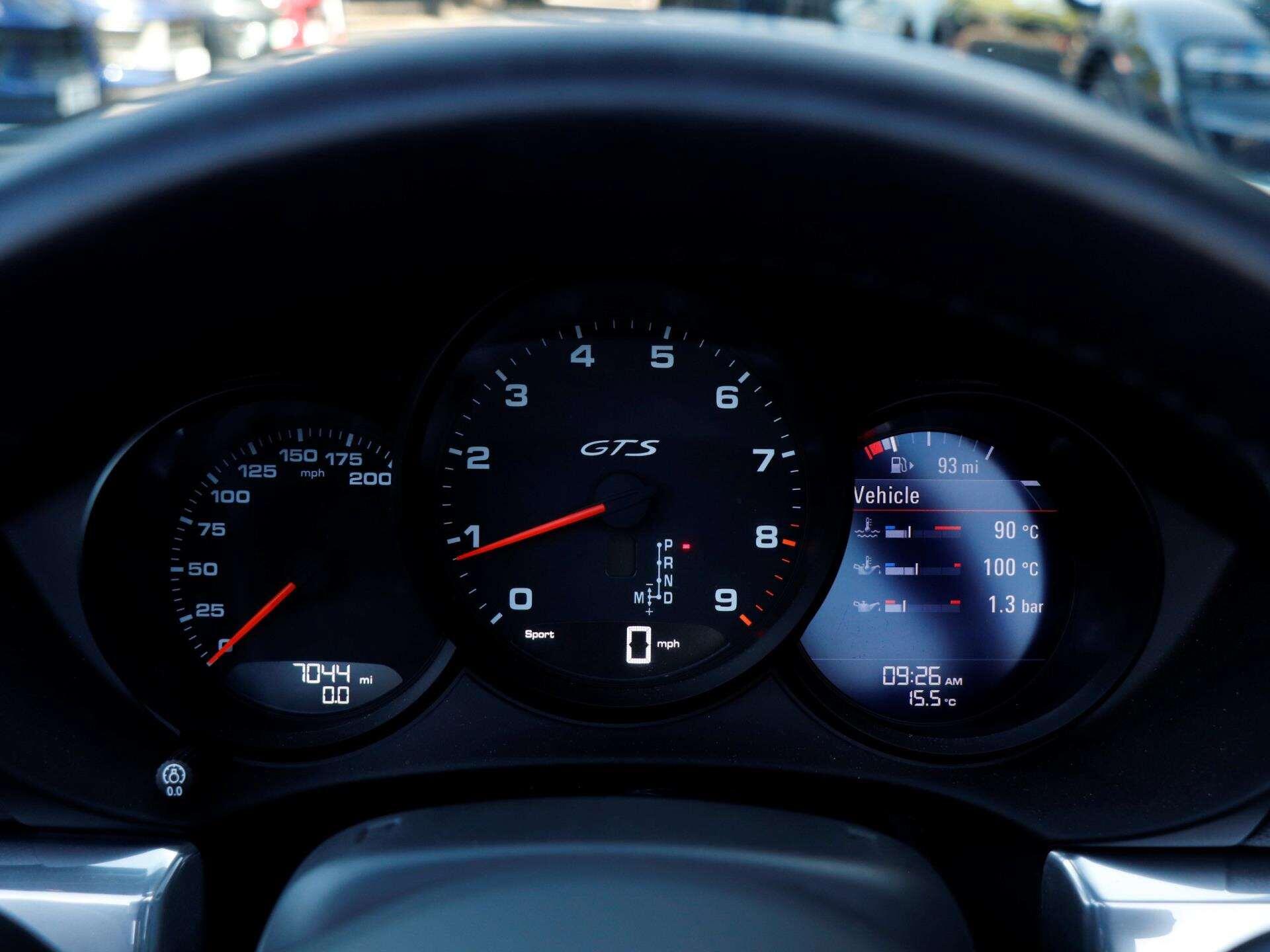 Porsche Boxster view 12
