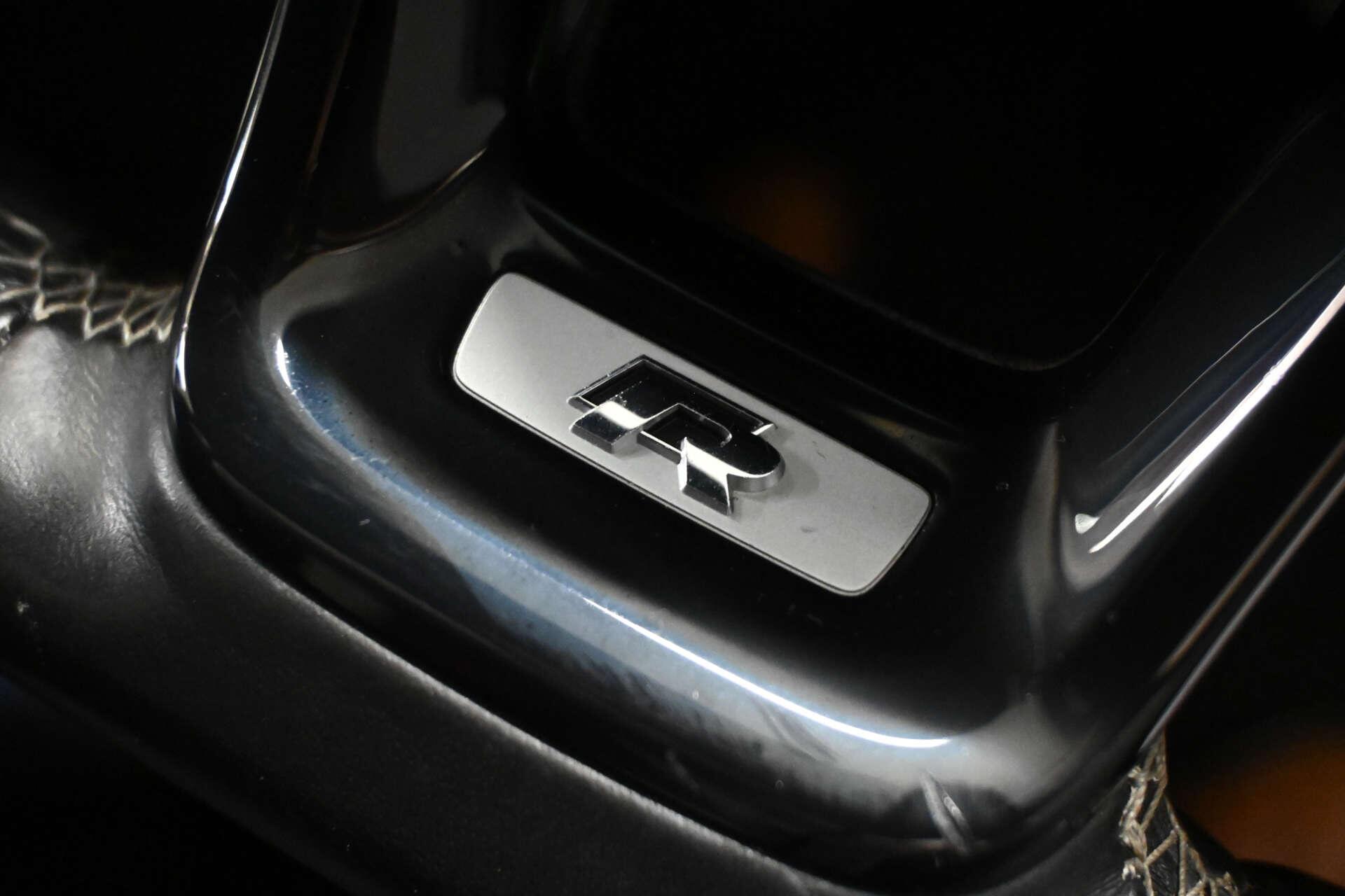 Volkswagen Golf view 23