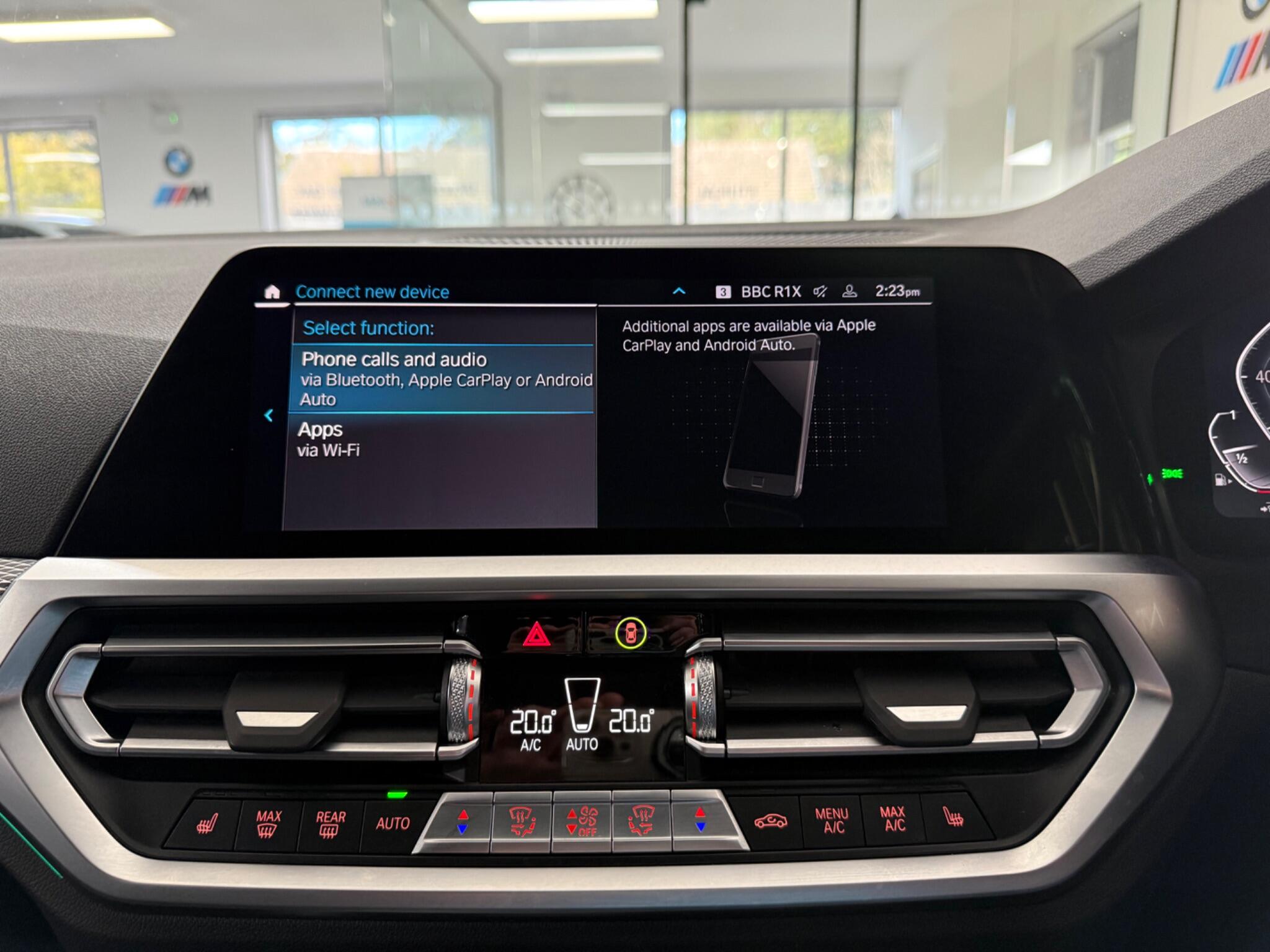 BMW 3 Series view 12