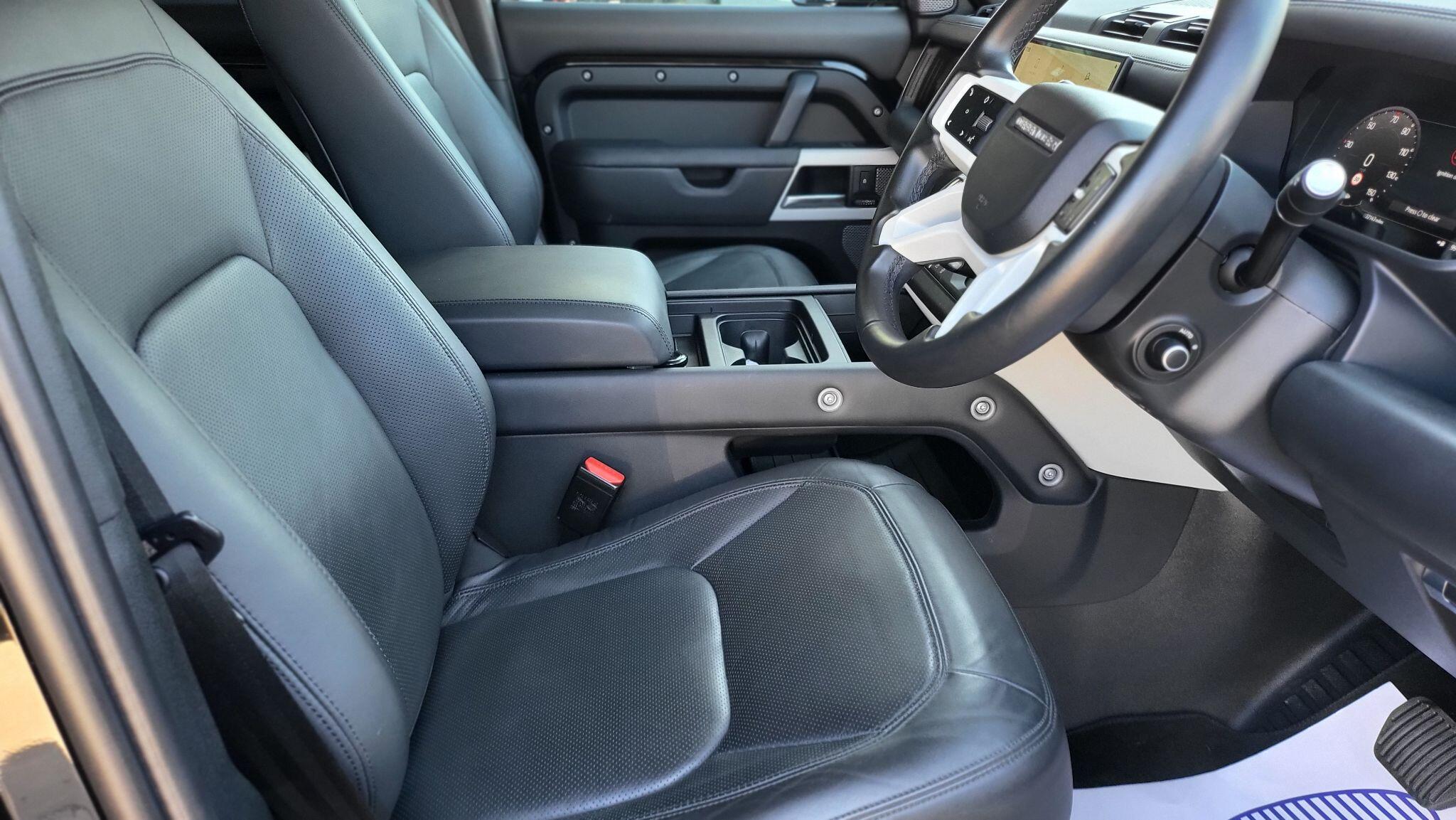 Land Rover Defender view 16
