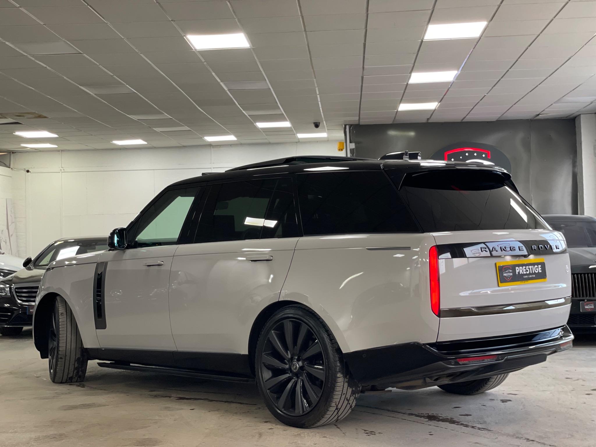Land Rover Range Rover view 67