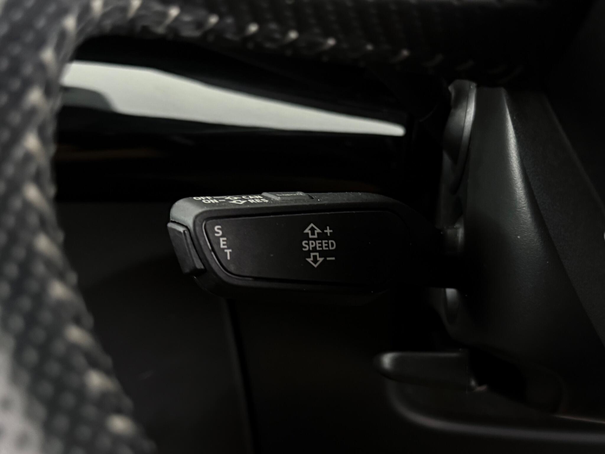 Audi Q5 view 28