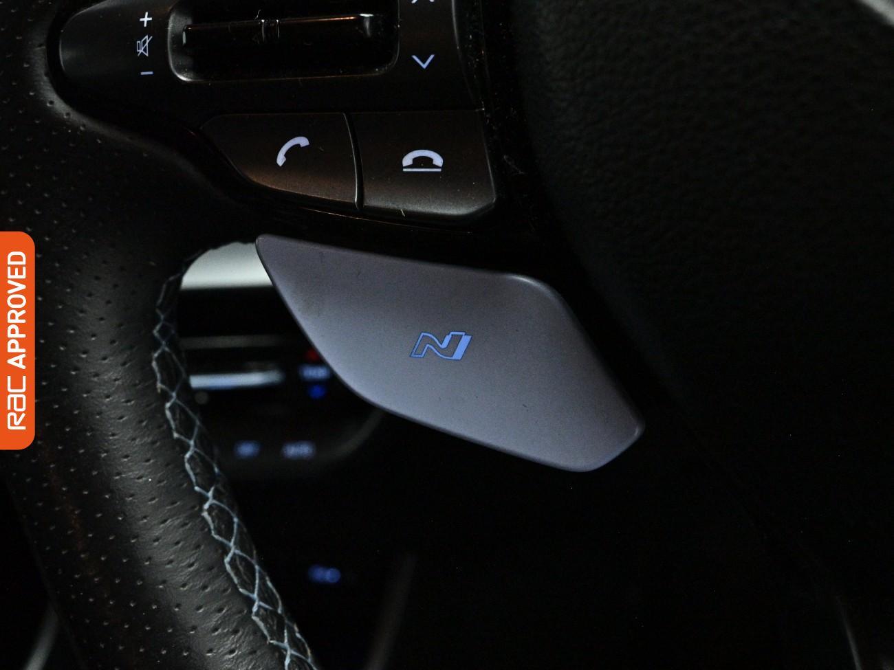 Hyundai i20 view 24