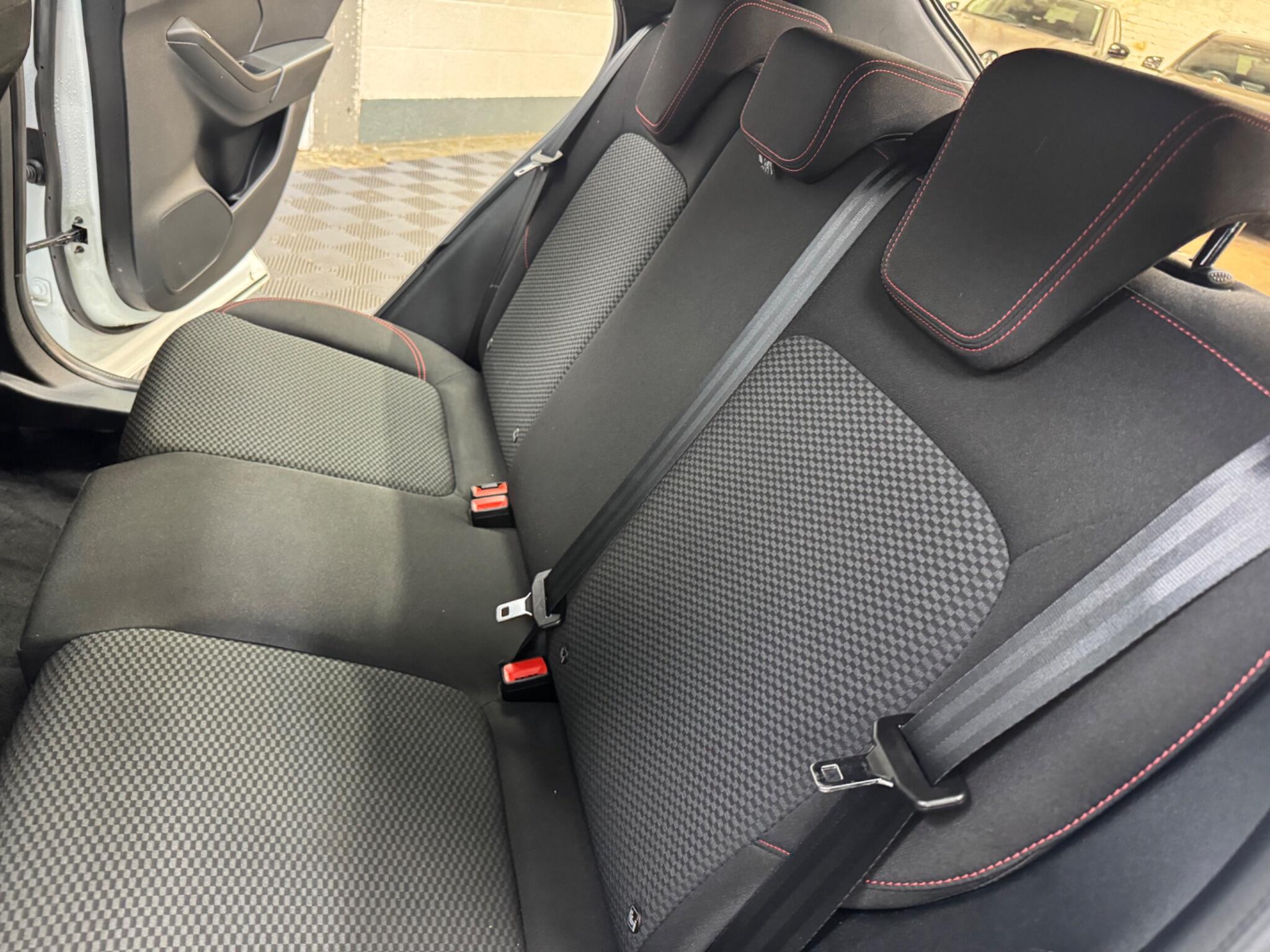 Ford Puma view 24