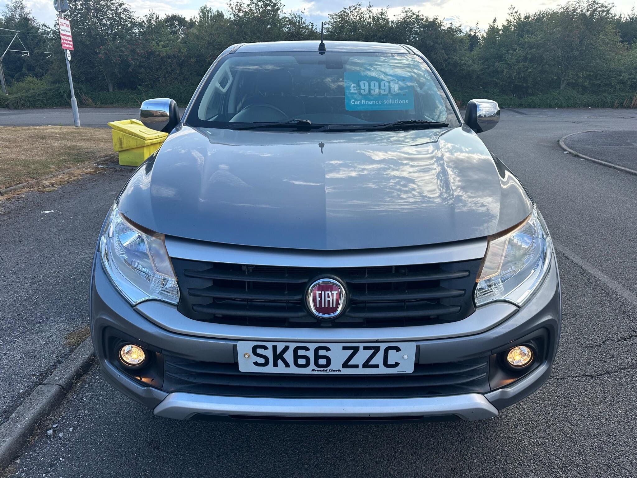 Fiat Fullback view 6