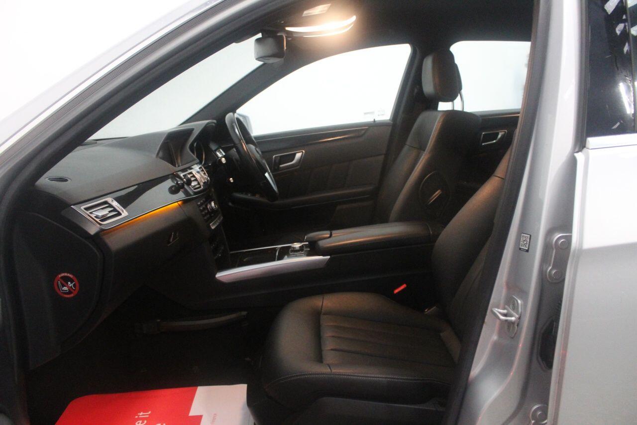Mercedes-Benz E-Class view 51