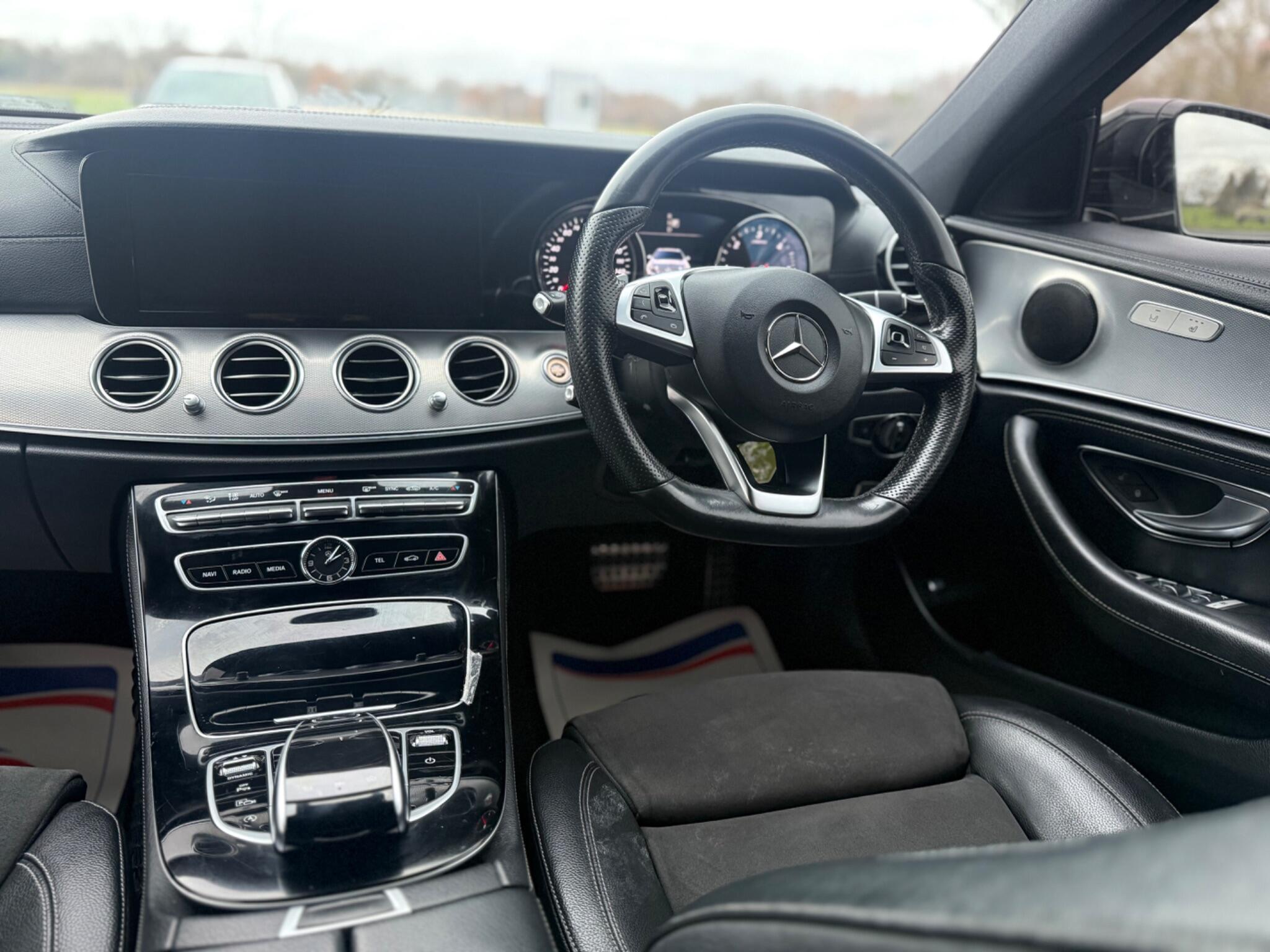 Mercedes-Benz E-Class view 15