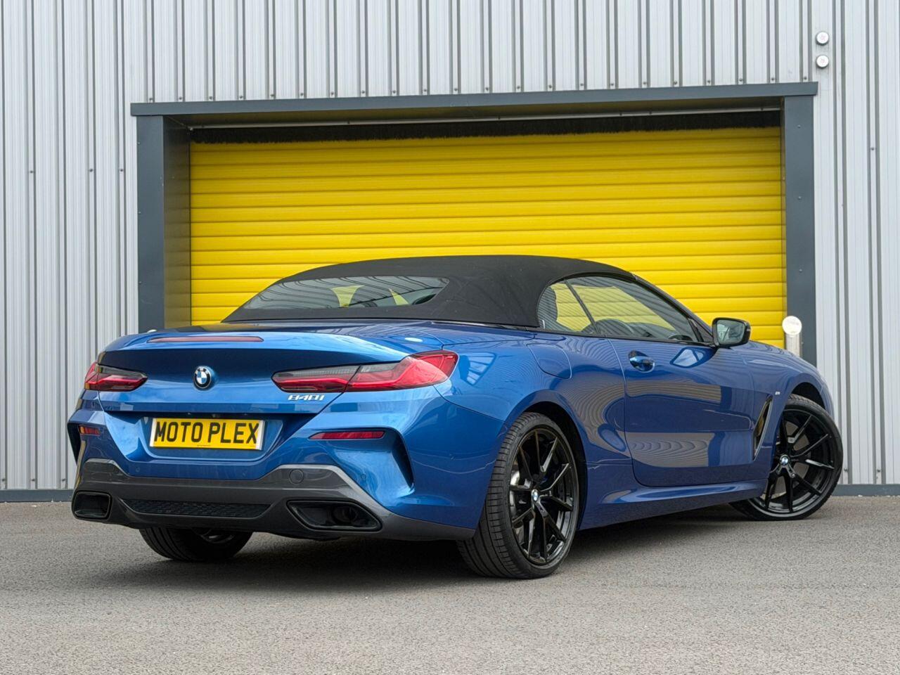BMW 8 Series view 6