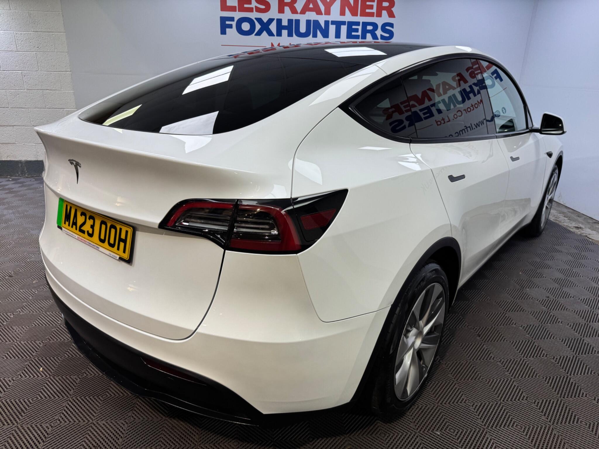 Tesla Model Y view 31