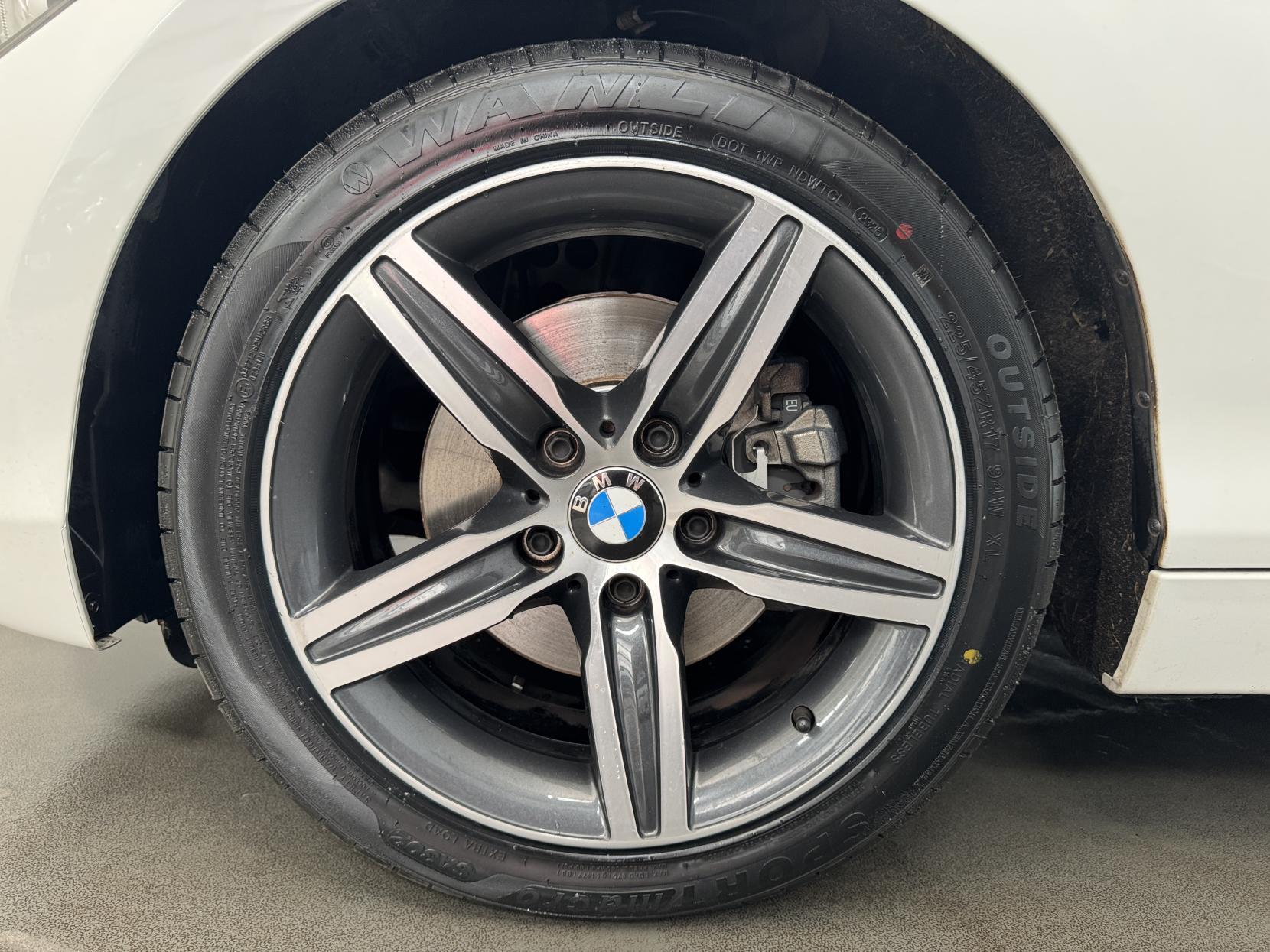 BMW 1 Series view 45