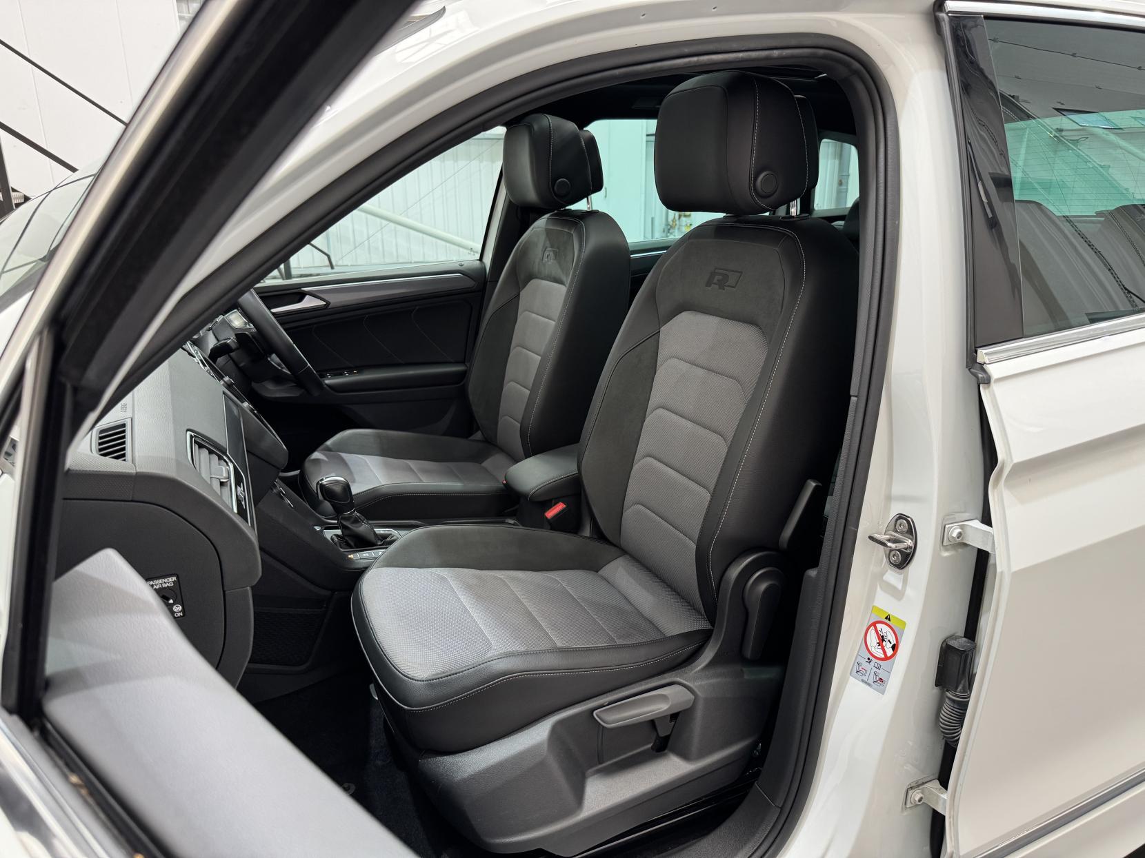 Volkswagen Tiguan view 50