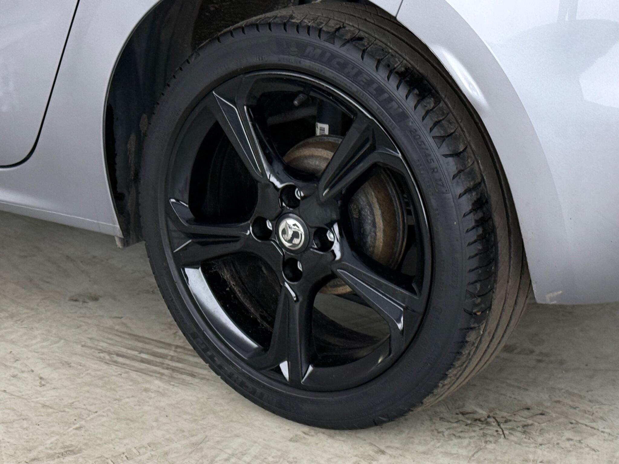Vauxhall Corsa view 3