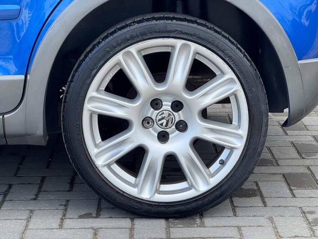 Volkswagen Polo view 11