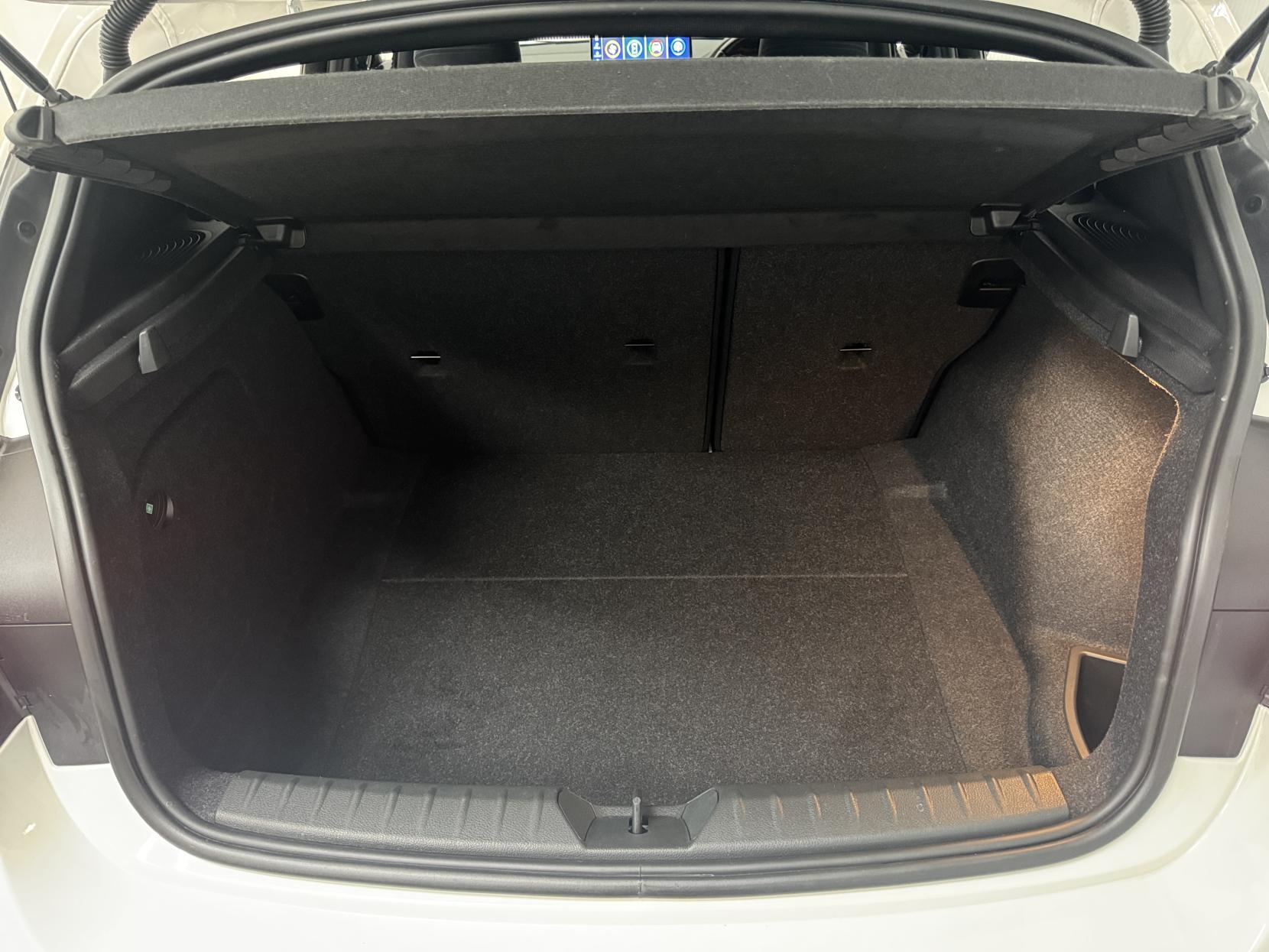 BMW 1 Series view 58
