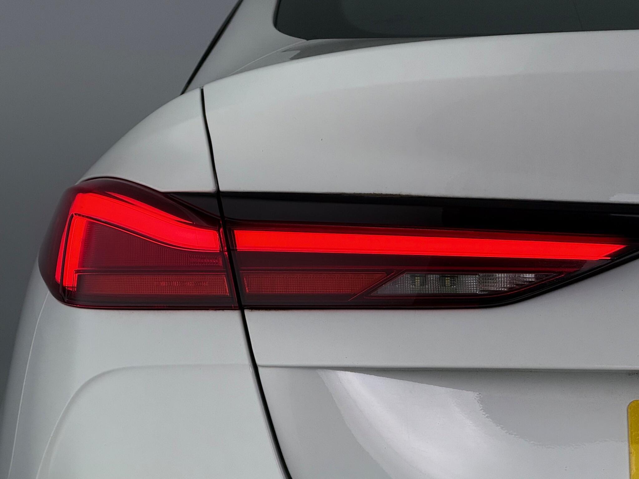 BMW 2 Series view 6