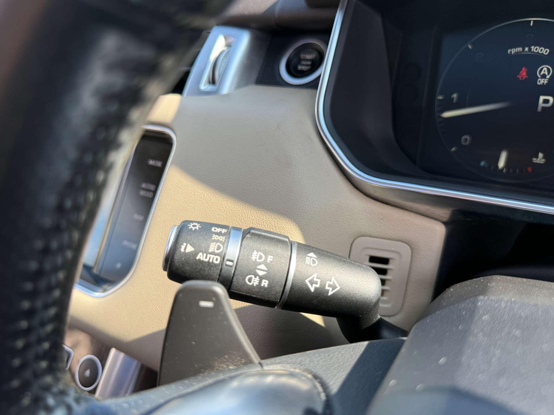 Land Rover Range Rover Sport view 42