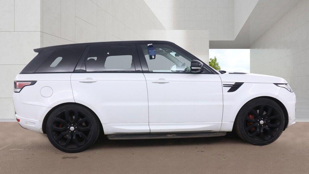 Land Rover Range Rover Sport view 8