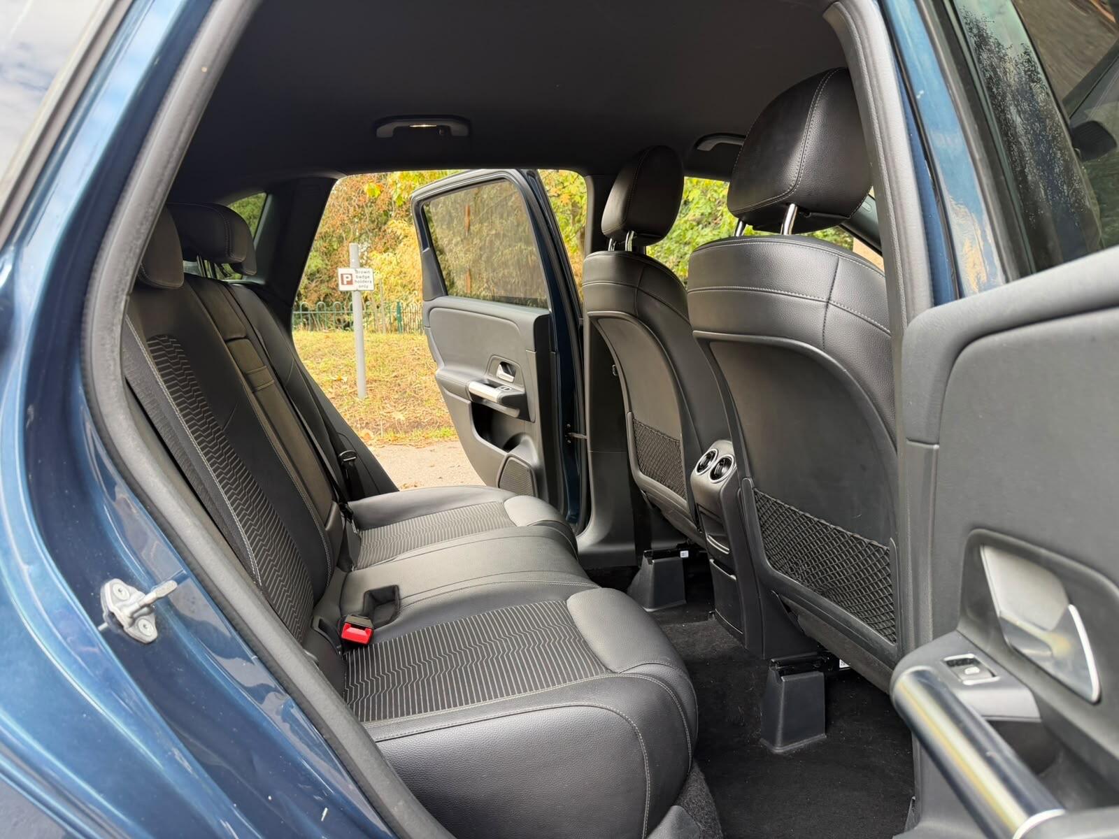 Mercedes-Benz B-Class view 18