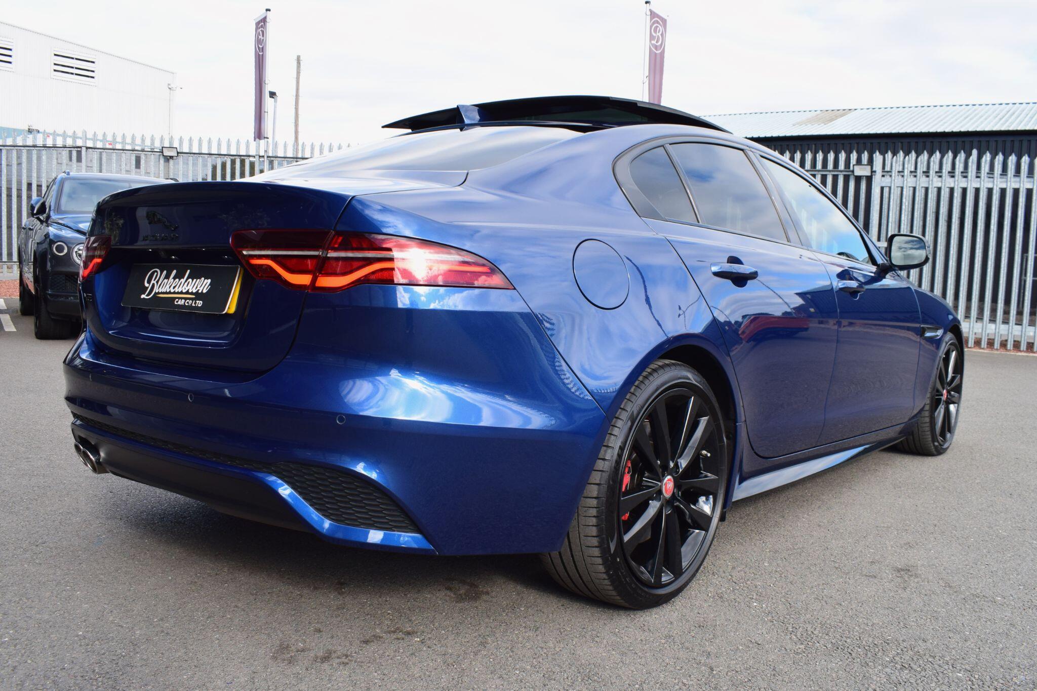 Jaguar Xe view 7