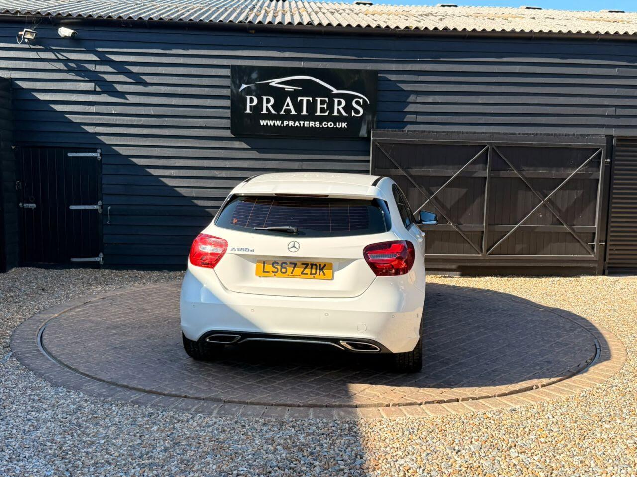 Mercedes-Benz A-Class view 23