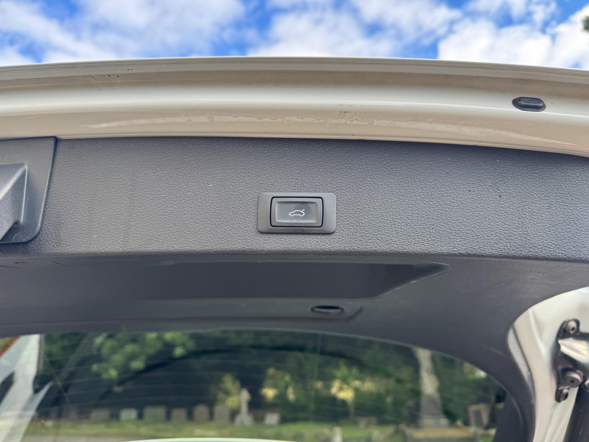 Audi Q2 view 40
