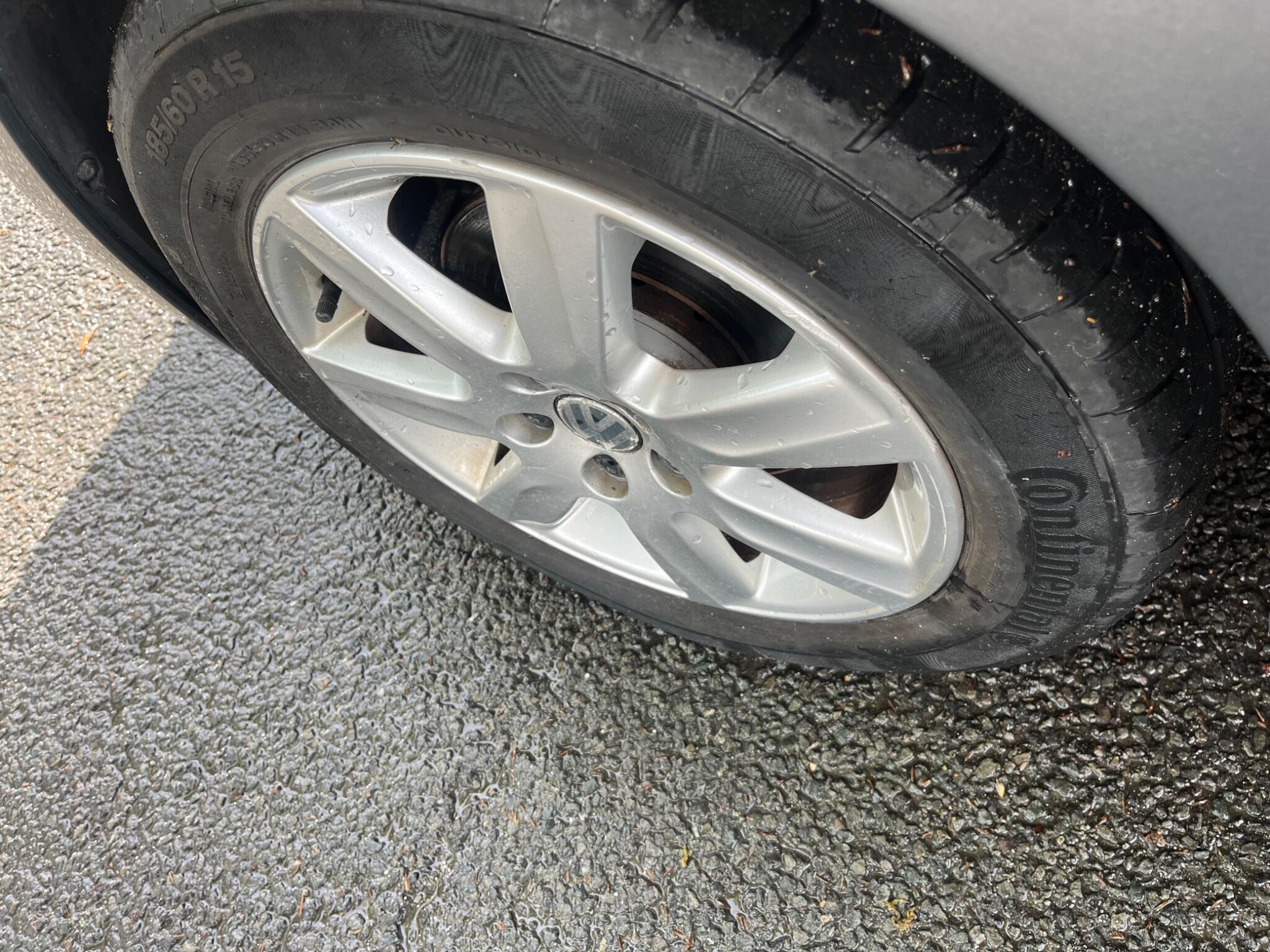 Volkswagen Polo view 9