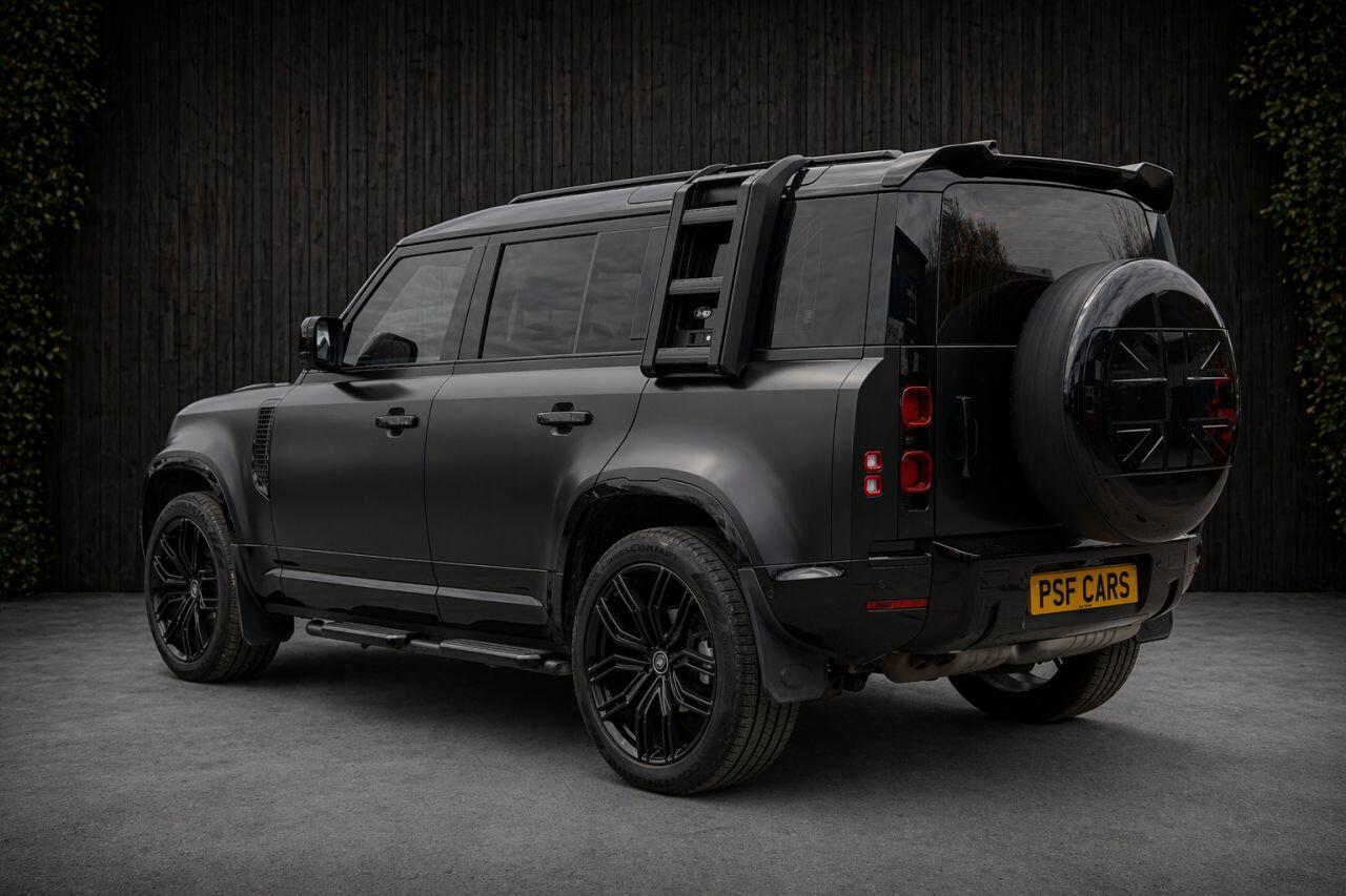 Land Rover Defender view 3