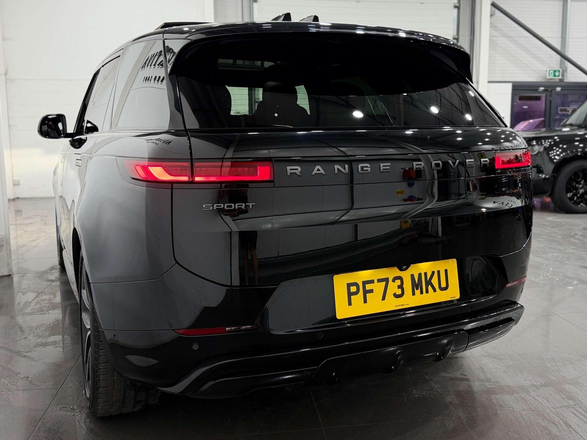 Land Rover Range Rover Sport view 7