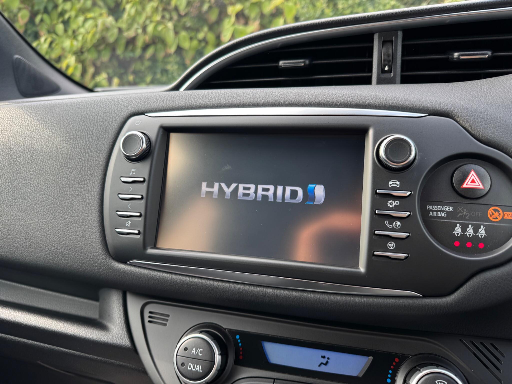 Toyota Yaris view 21