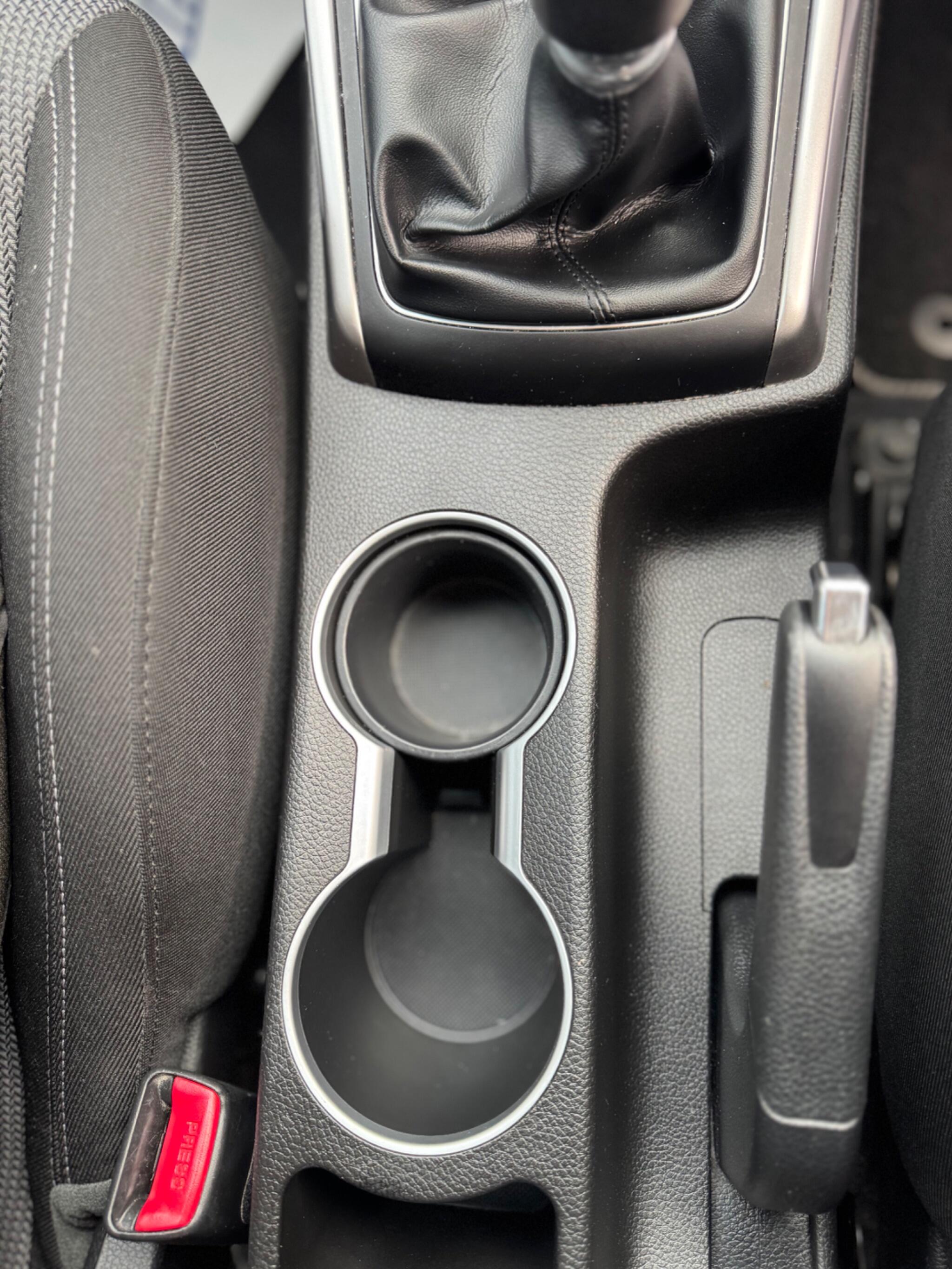 2016 Hyundai i30 1.6 CRDi Blue Drive SE Nav Euro 6 (s/s) 5dr image 40