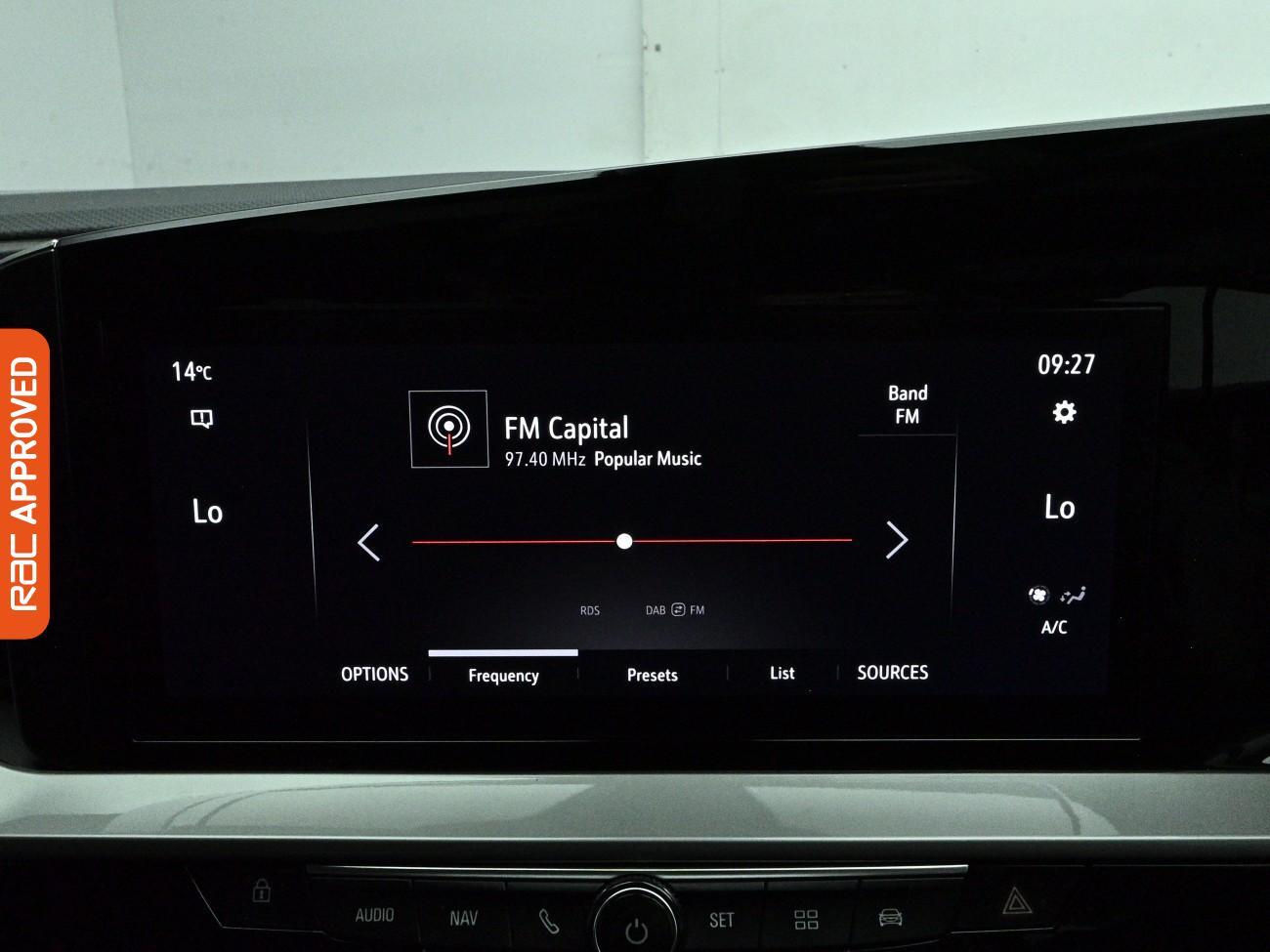 Vauxhall Mokka view 3