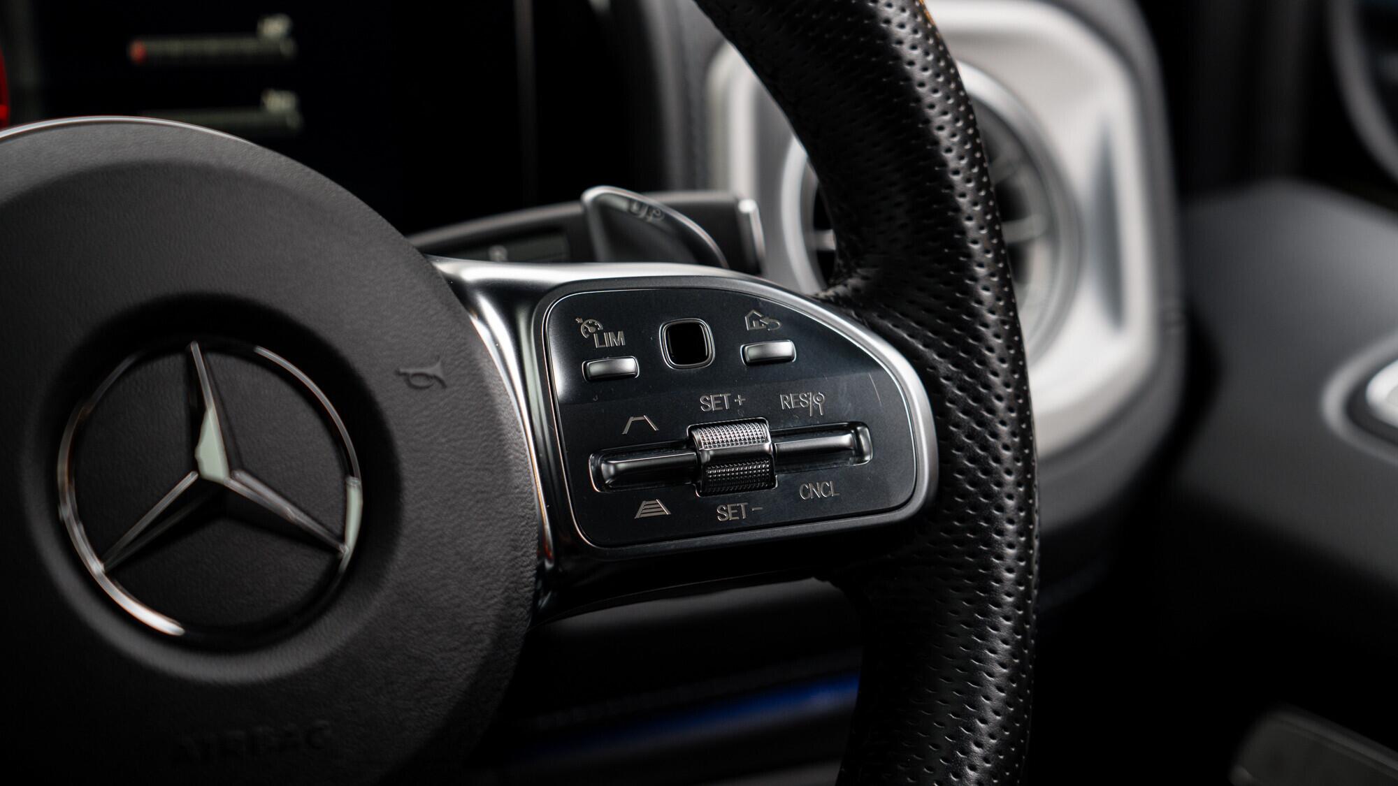 Mercedes-Benz G Class view 25