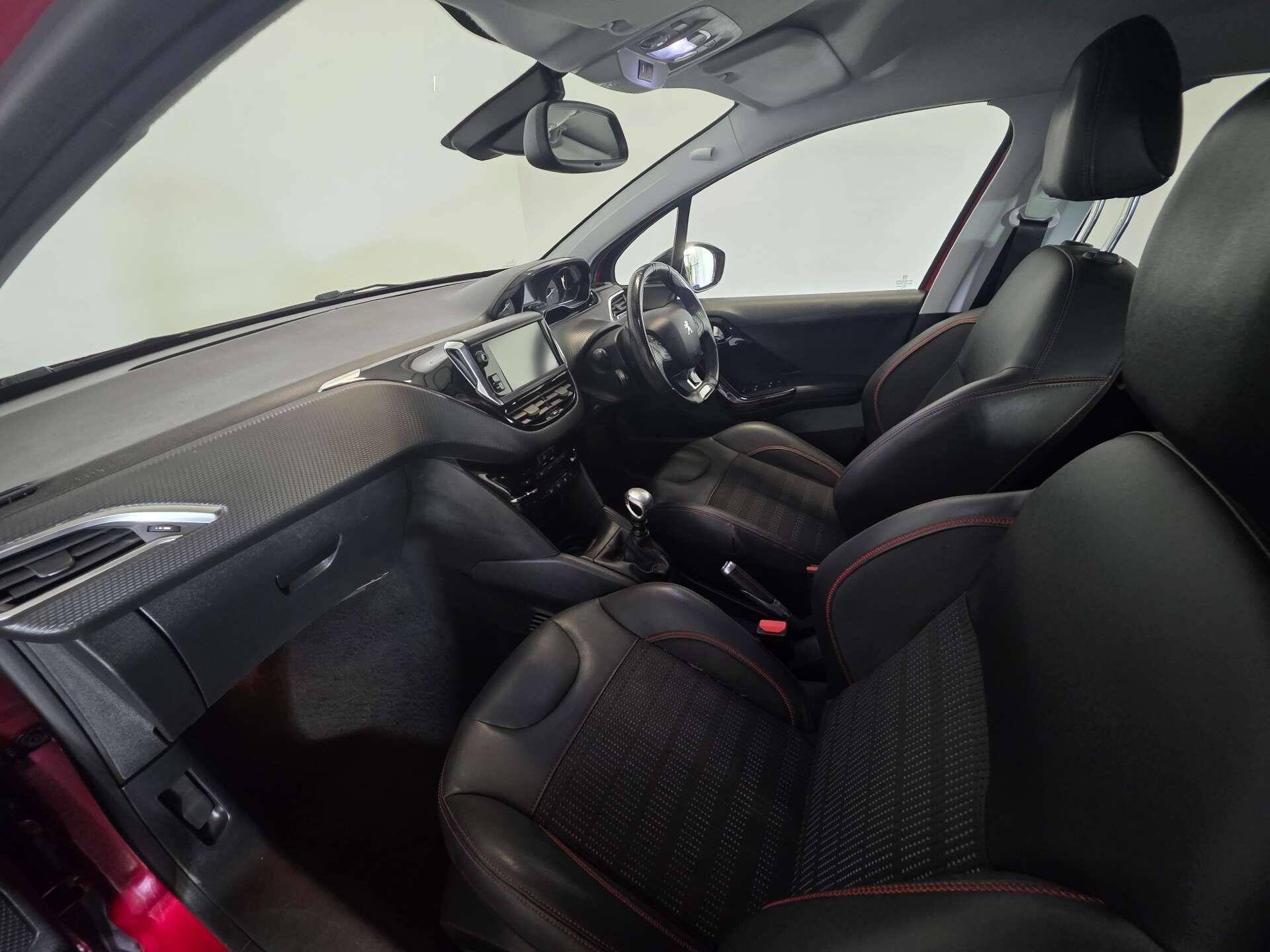 Peugeot 208 view 49